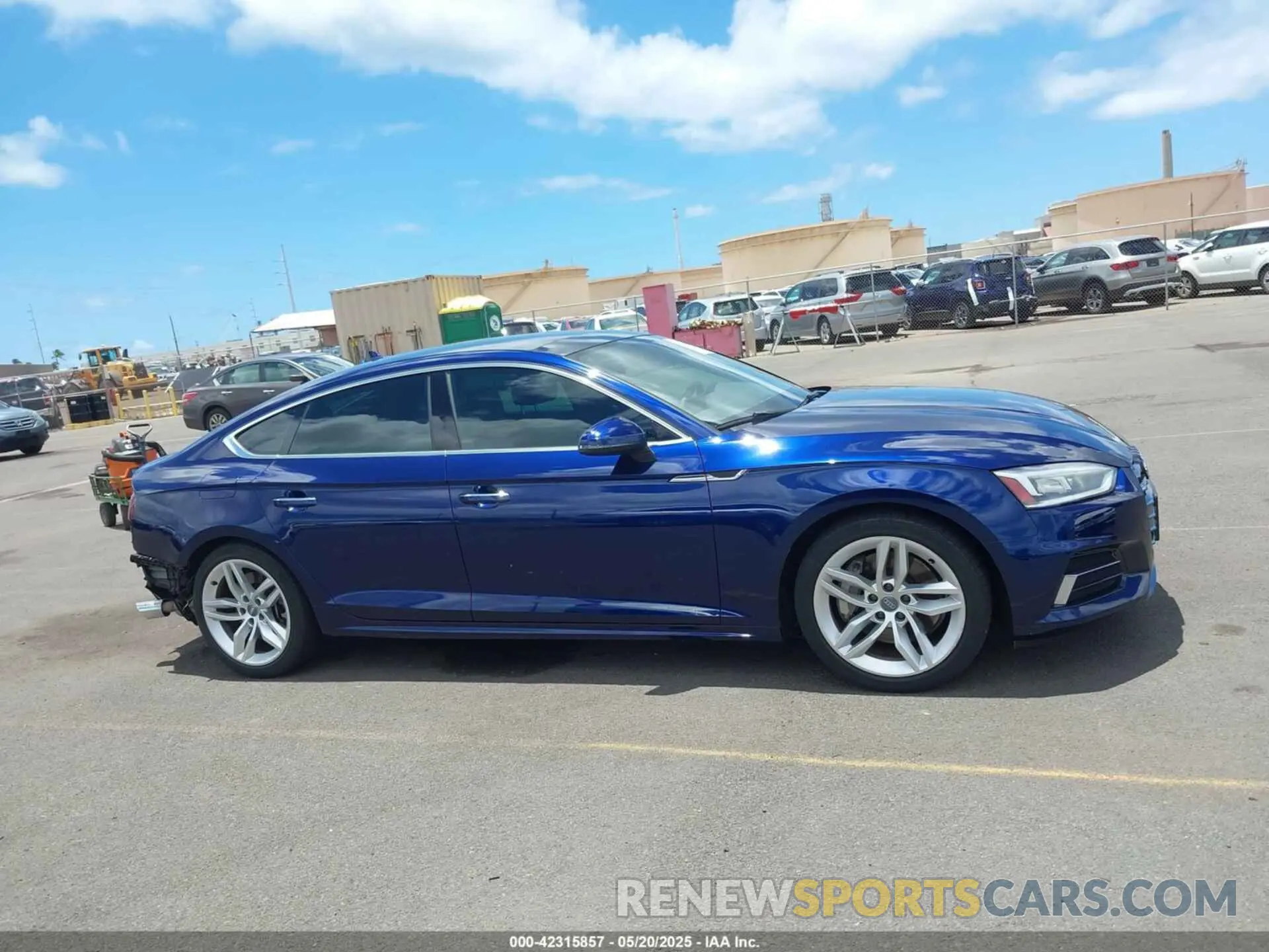 13 fotografías del automóvil dañado WAUANCF54KA080147 AUDI A5 2019