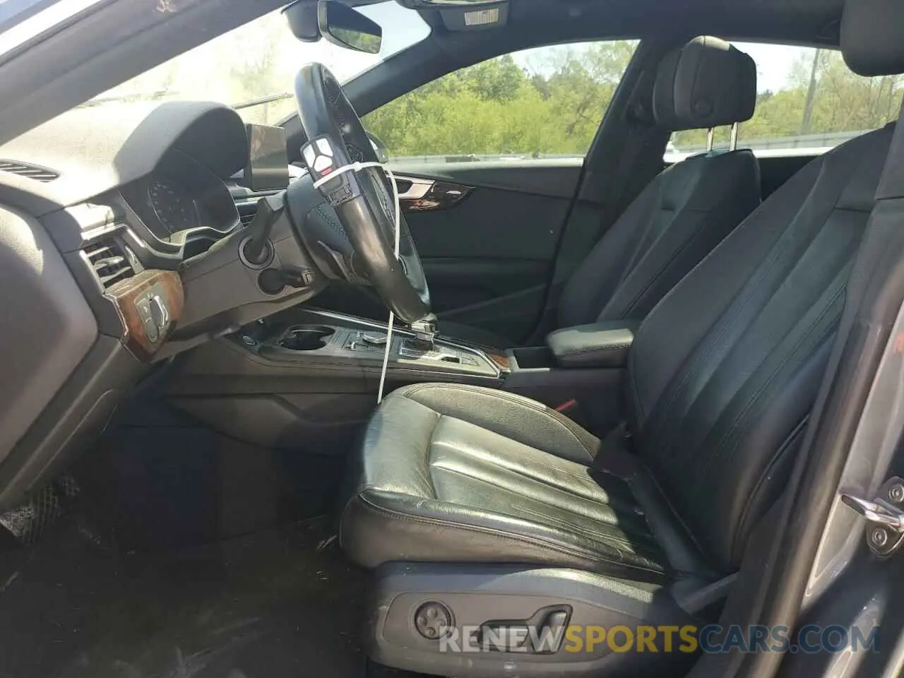 7 fotografías del automóvil dañado WAUANCF55KA051157 AUDI A5 2019