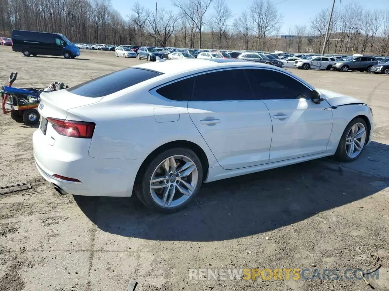 3 fotografías del automóvil dañado WAUANCF57KA044405 AUDI A5 2019