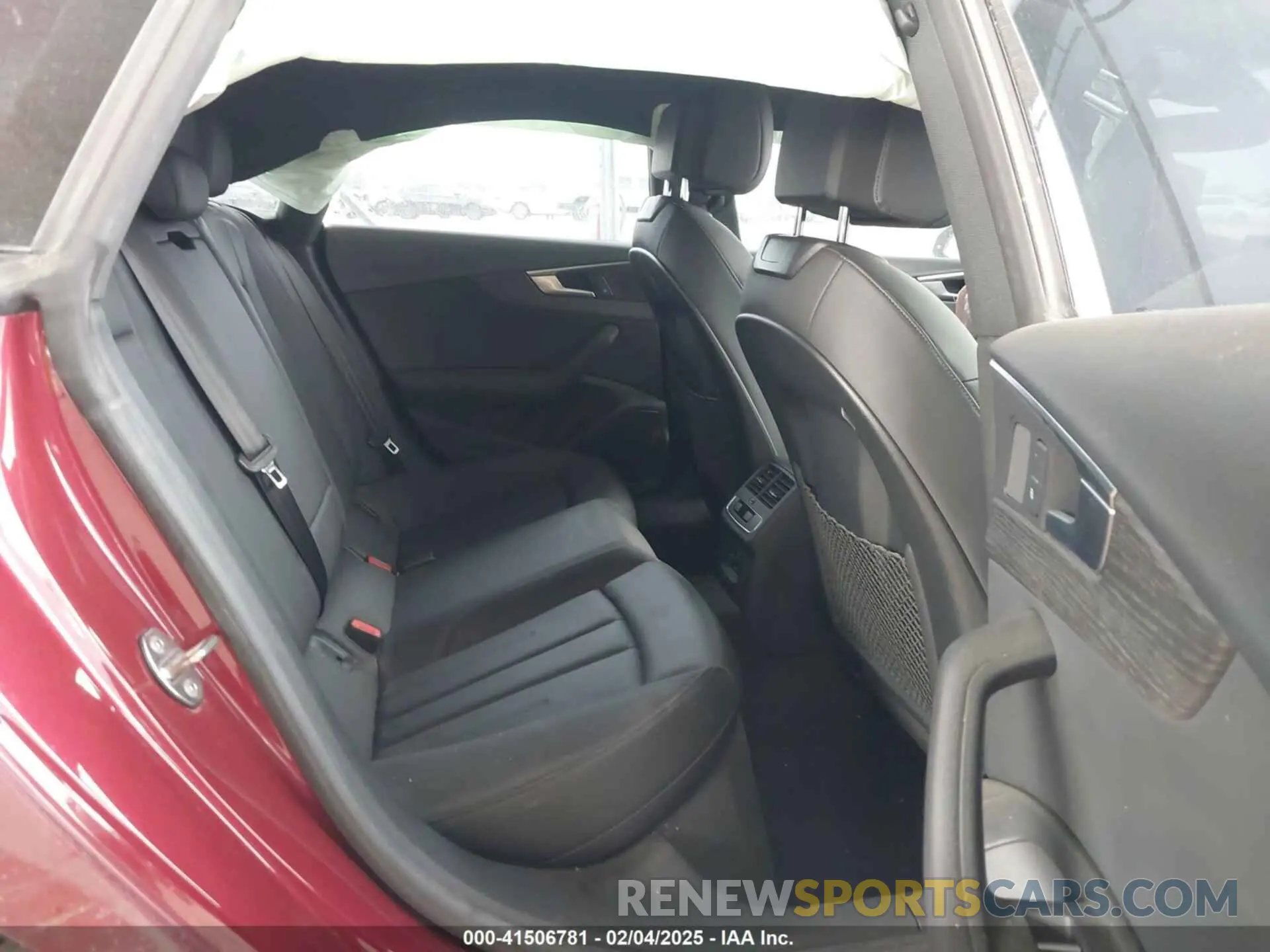 8 fotografías del automóvil dañado WAUANCF5XKA049100 AUDI A5 2019