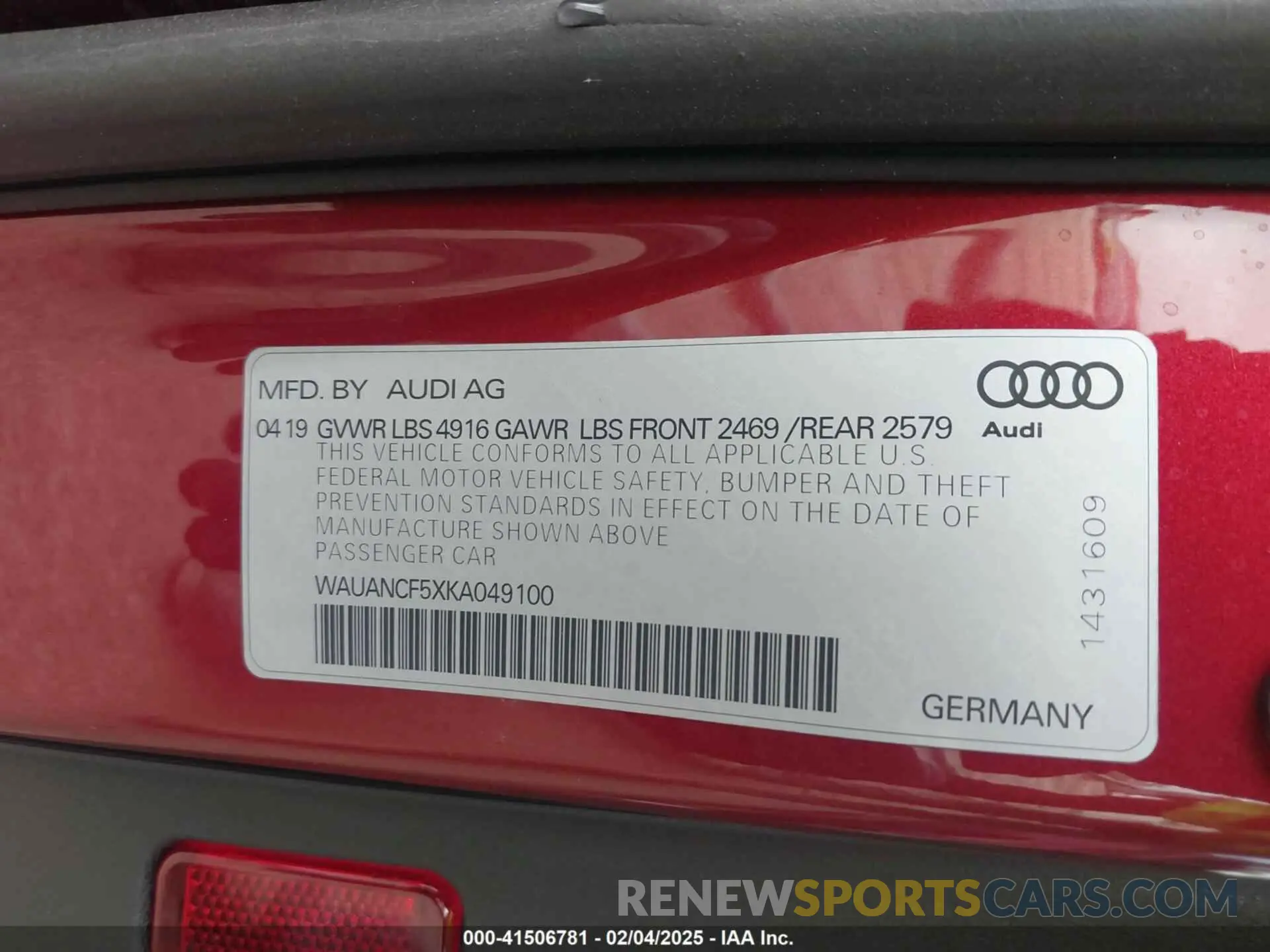 9 fotografías del automóvil dañado WAUANCF5XKA049100 AUDI A5 2019