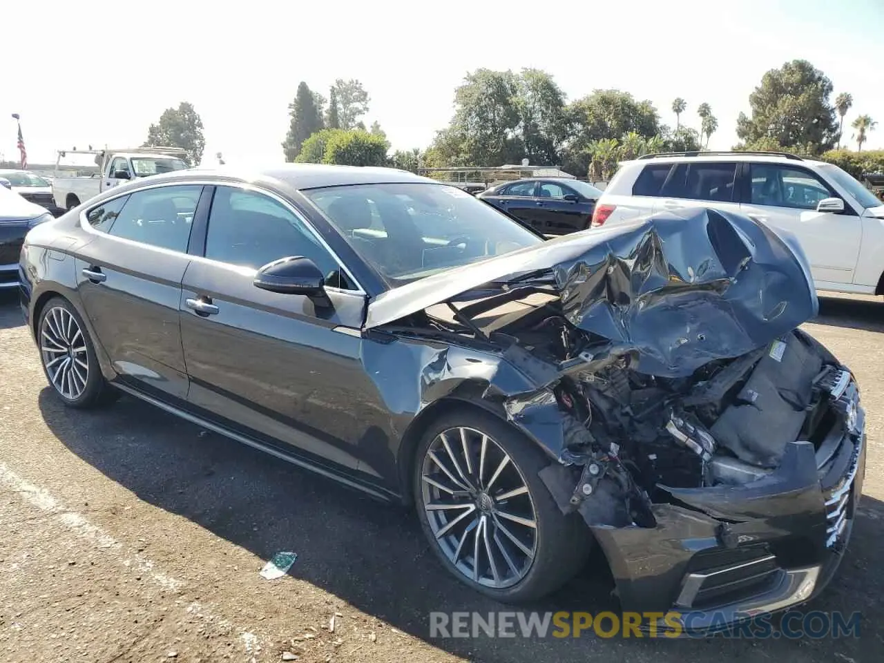 4 fotografías del automóvil dañado WAUBNCF59KA062831 AUDI A5 2019