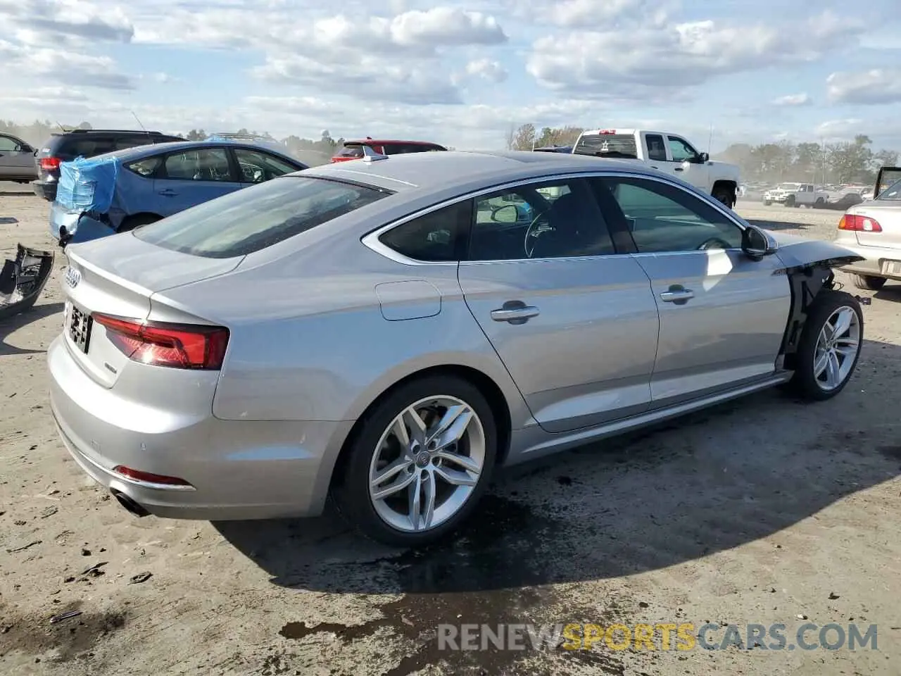 3 fotografías del automóvil dañado WAUBNCF5XKA096082 AUDI A5 2019