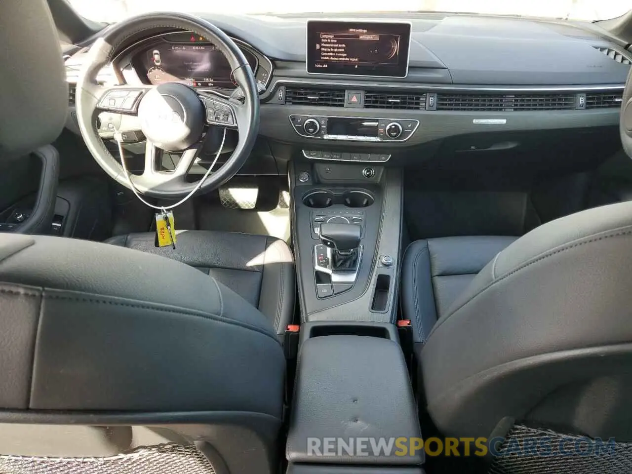 8 fotografías del automóvil dañado WAUBNCF5XKA096082 AUDI A5 2019
