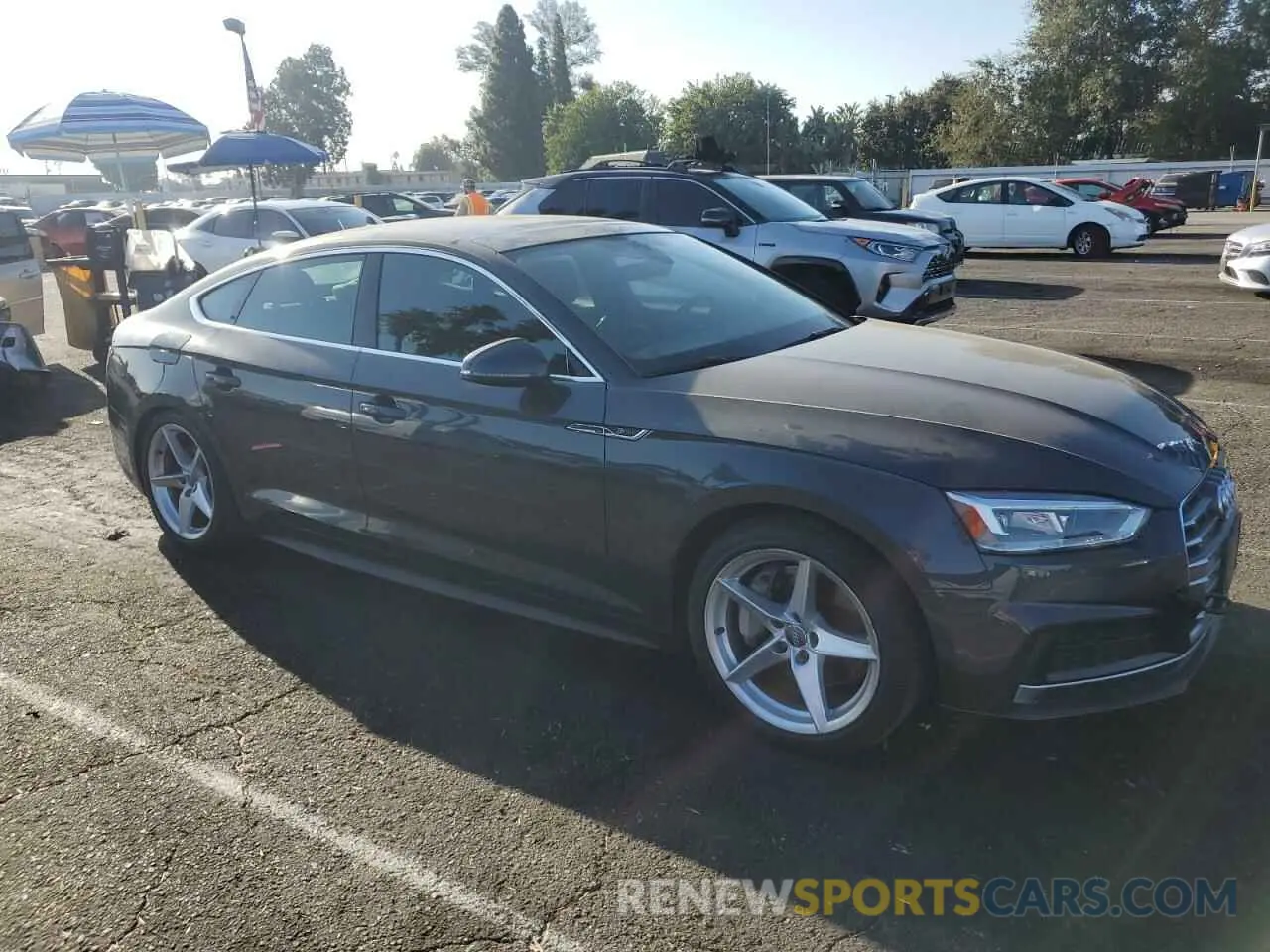 4 fotografías del automóvil dañado WAUDNCF57KA057913 AUDI A5 2019