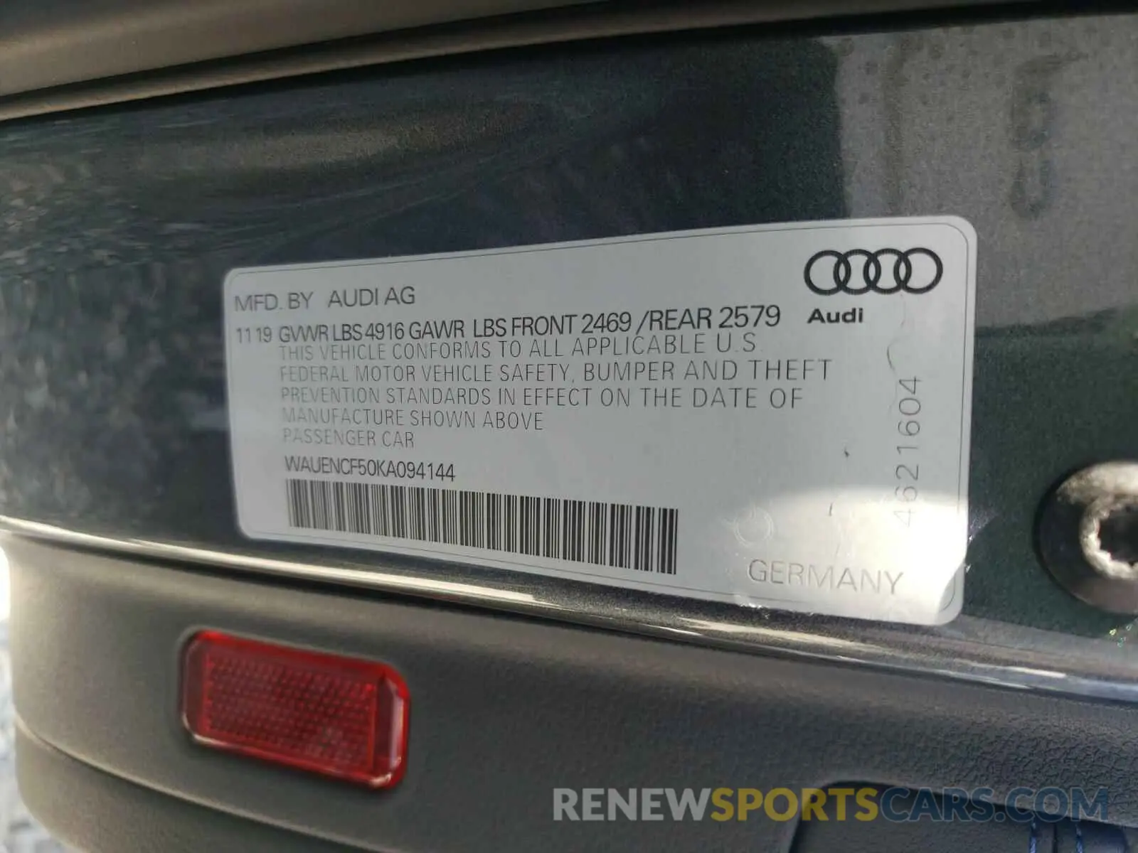 10 fotografías del automóvil dañado WAUENCF50KA094144 AUDI A5 2019