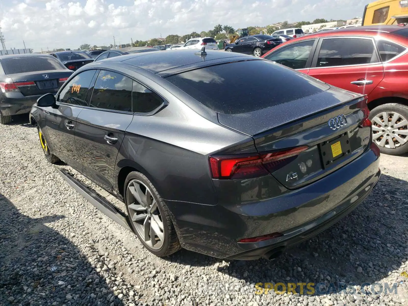 3 fotografías del automóvil dañado WAUENCF50KA094144 AUDI A5 2019