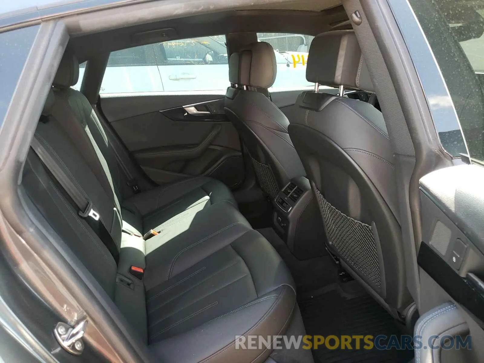 6 fotografías del automóvil dañado WAUENCF50KA094144 AUDI A5 2019