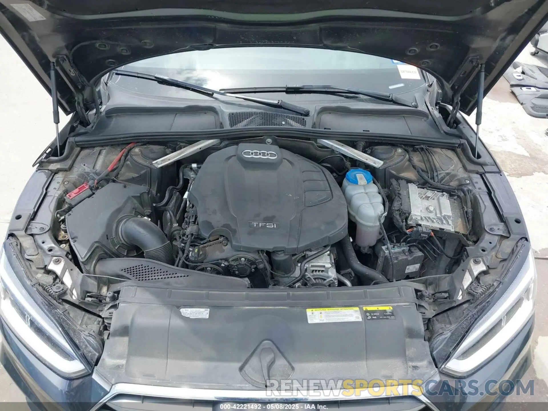10 fotografías del automóvil dañado WAUENCF51KA008467 AUDI A5 2019