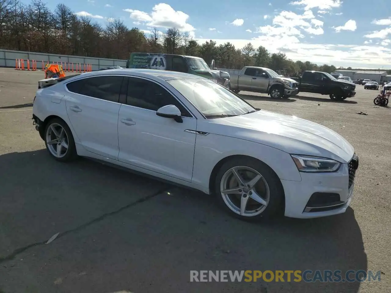 4 fotografías del automóvil dañado WAUENCF52KA096946 AUDI A5 2019