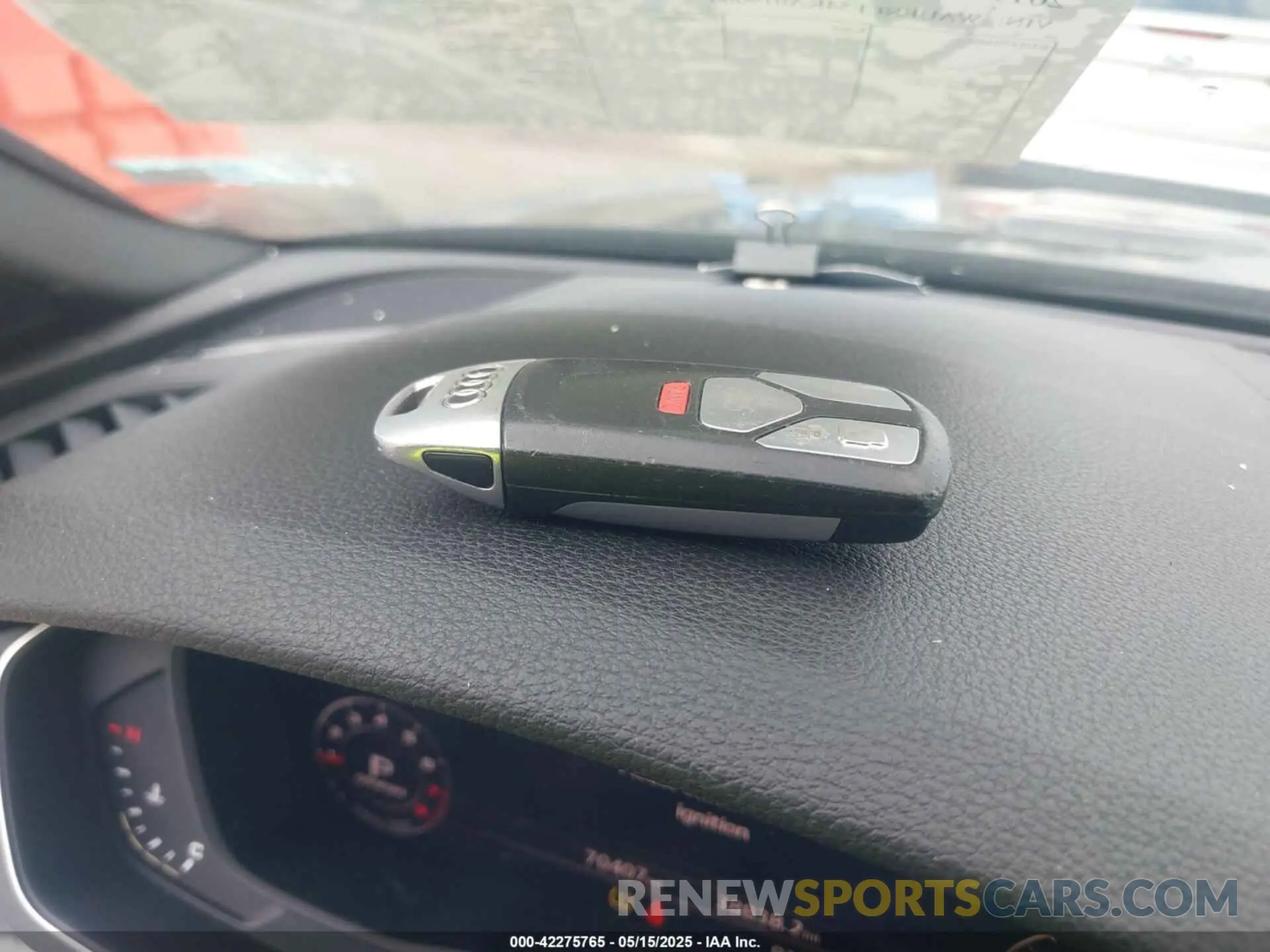 11 fotografías del automóvil dañado WAUENCF54KA019060 AUDI A5 2019