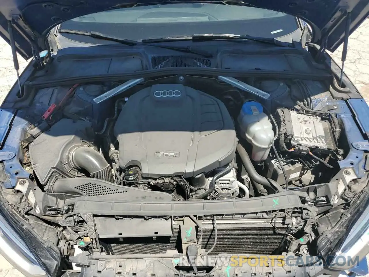 11 fotografías del automóvil dañado WAUENCF56KA010165 AUDI A5 2019