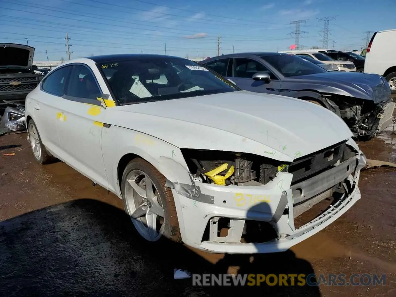 4 fotografías del automóvil dañado WAUENCF56KA077381 AUDI A5 2019
