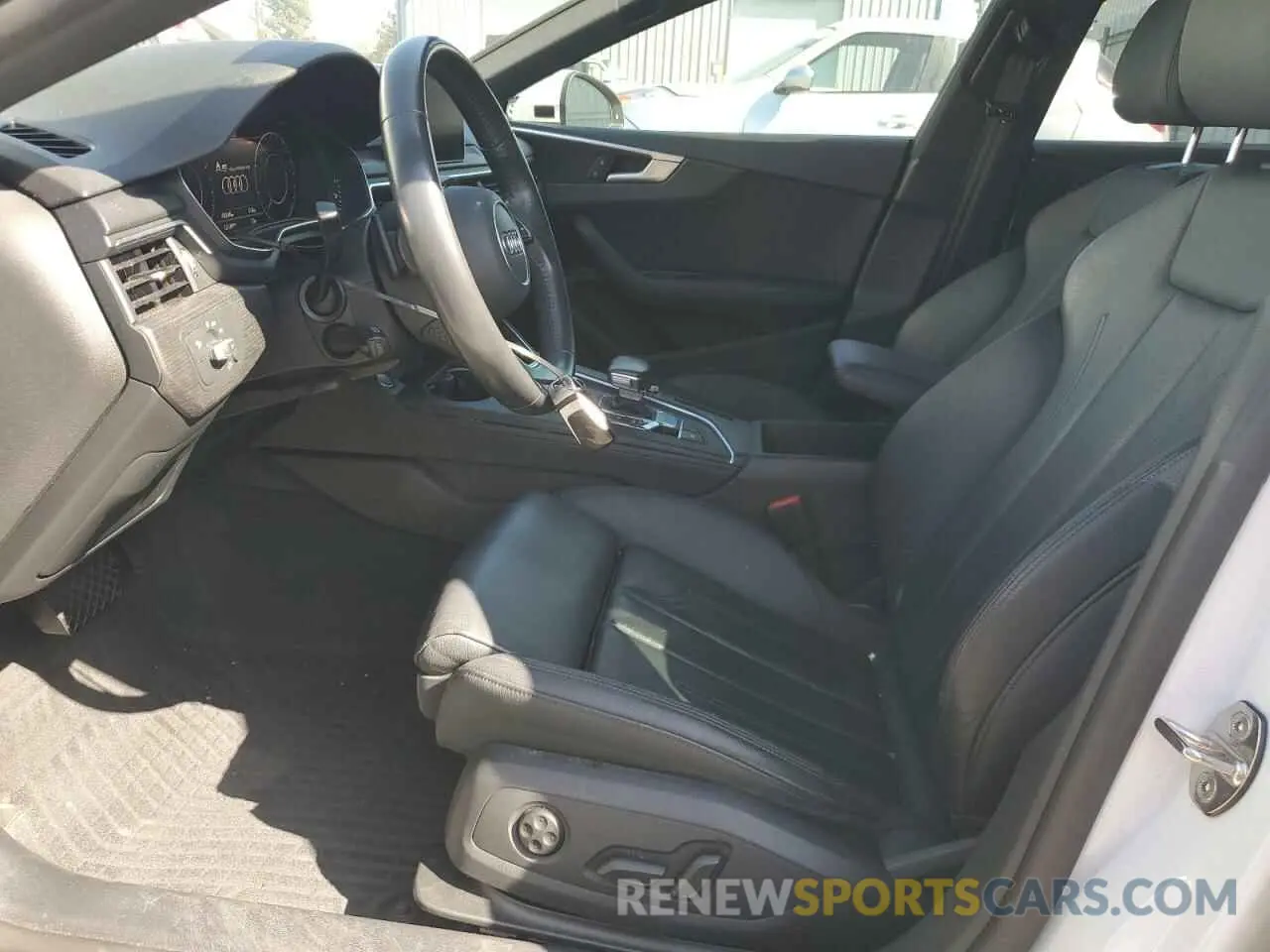 7 fotografías del automóvil dañado WAUENCF57KA018873 AUDI A5 2019
