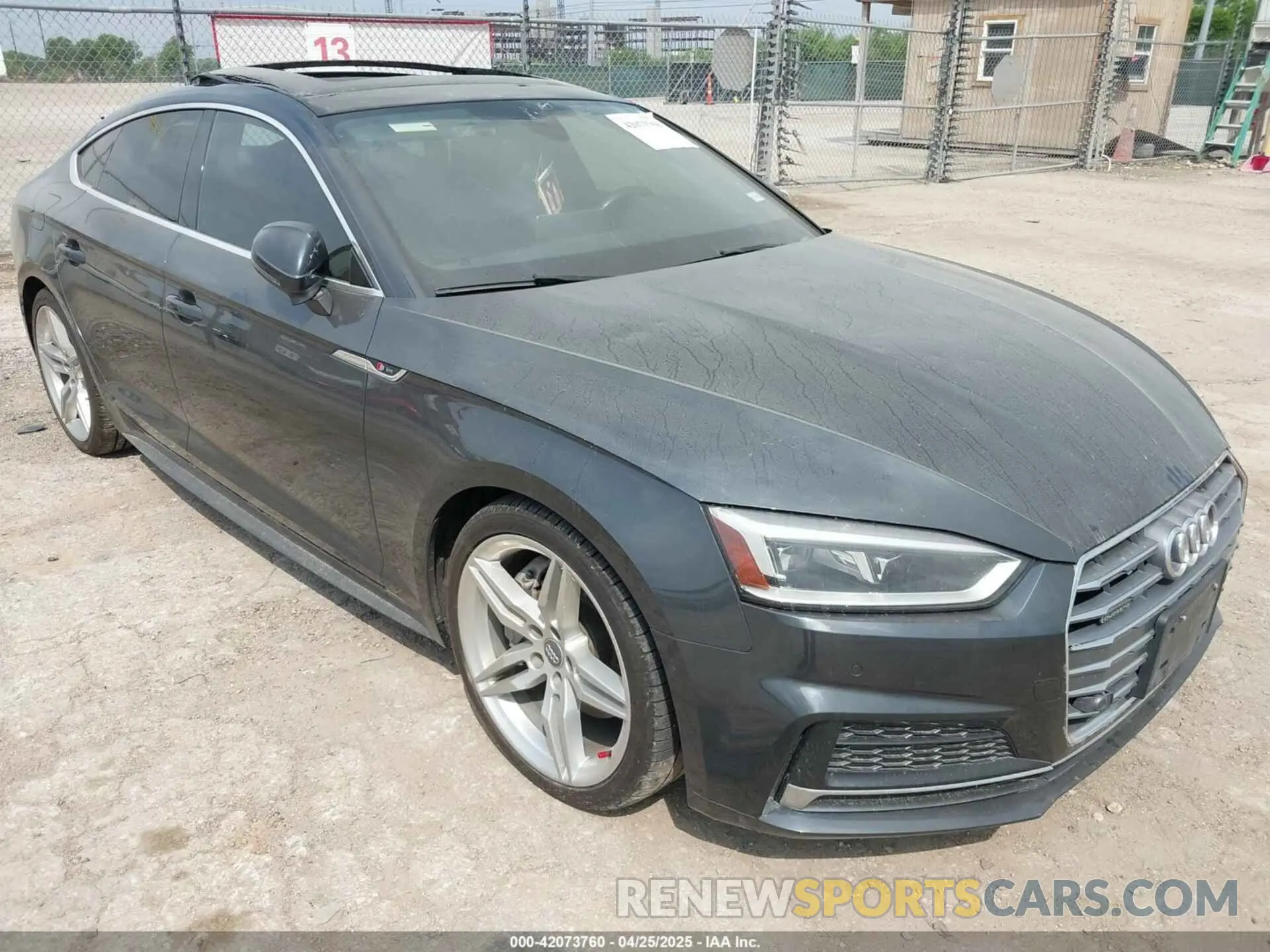 1 fotografías del automóvil dañado WAUENCF57KA059195 AUDI A5 2019