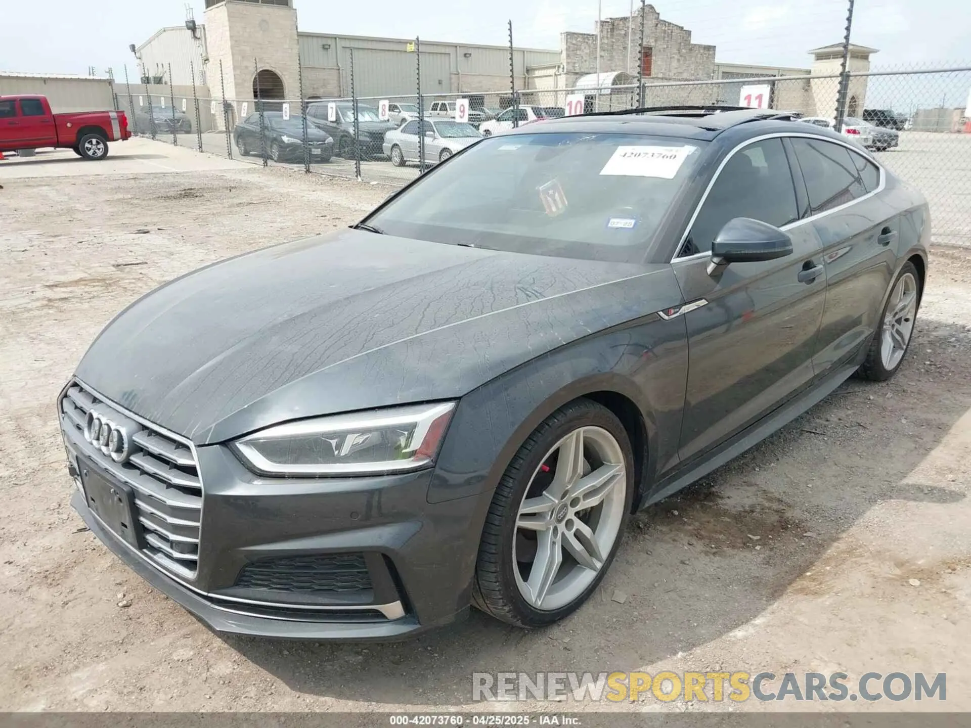 2 fotografías del automóvil dañado WAUENCF57KA059195 AUDI A5 2019