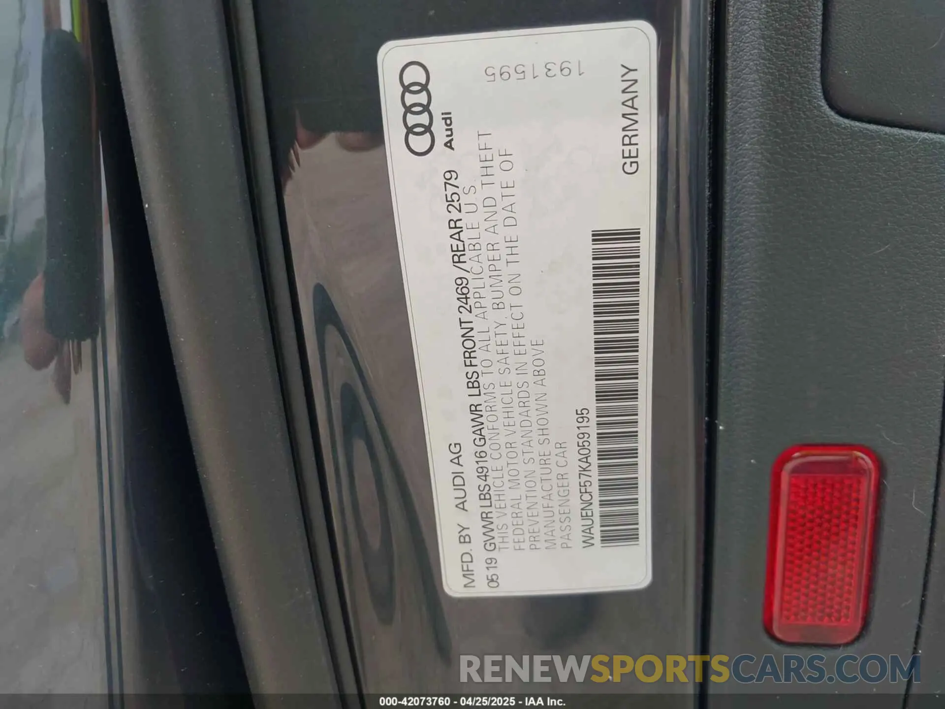 9 fotografías del automóvil dañado WAUENCF57KA059195 AUDI A5 2019