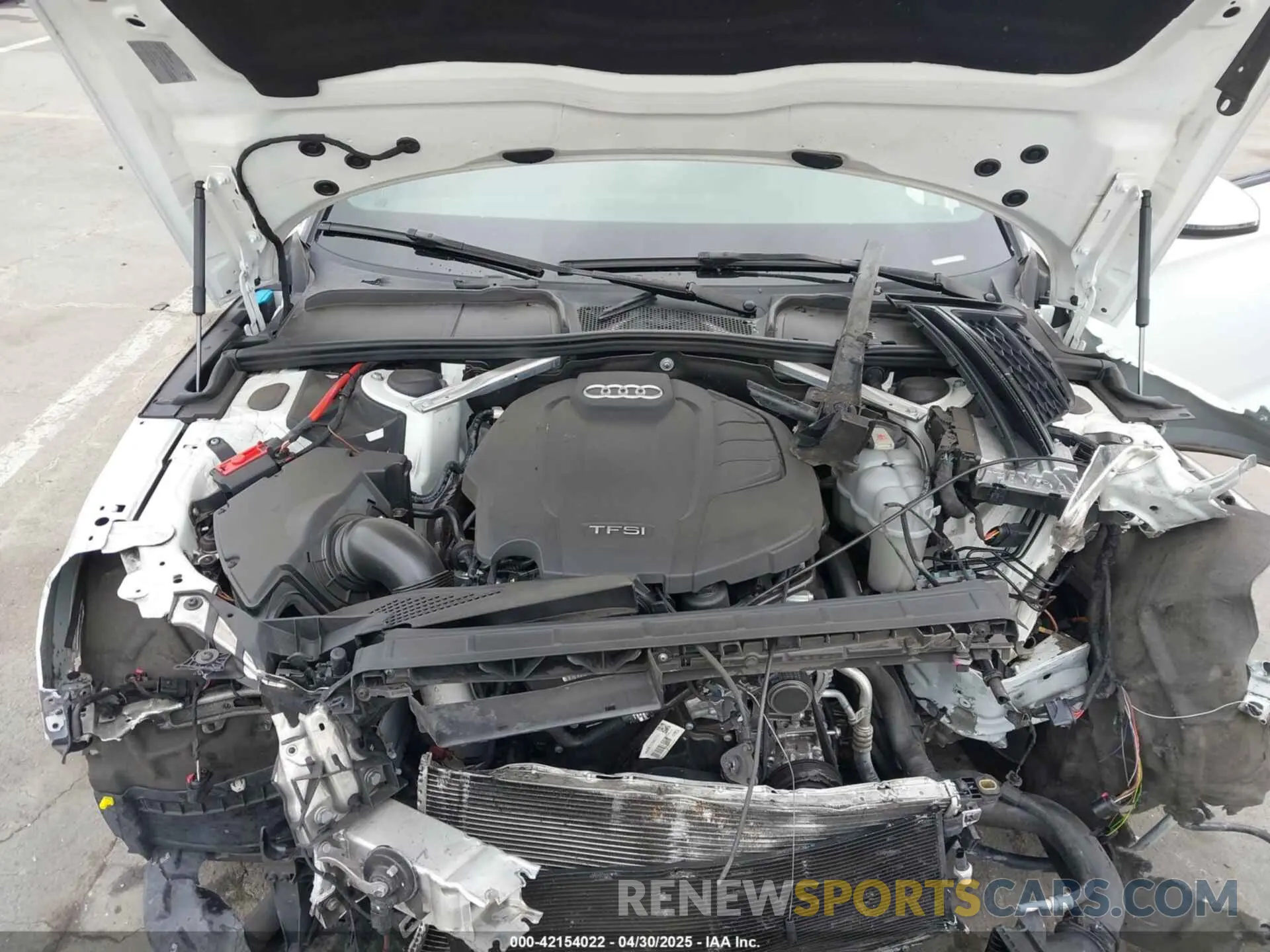 10 fotografías del automóvil dañado WAUENCF57KA077101 AUDI A5 2019