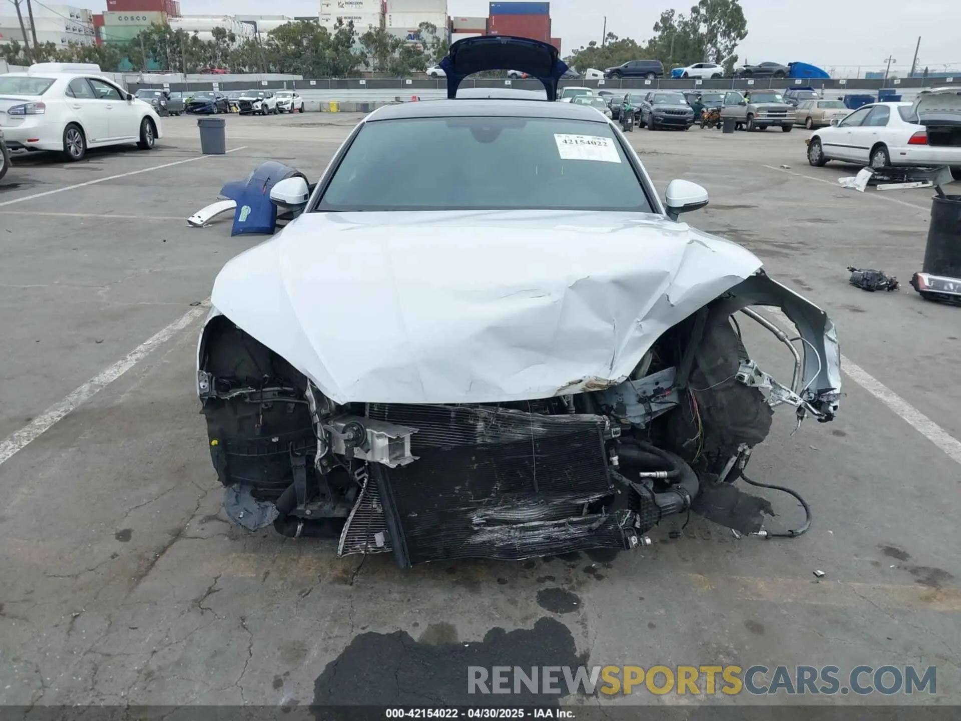 6 fotografías del automóvil dañado WAUENCF57KA077101 AUDI A5 2019