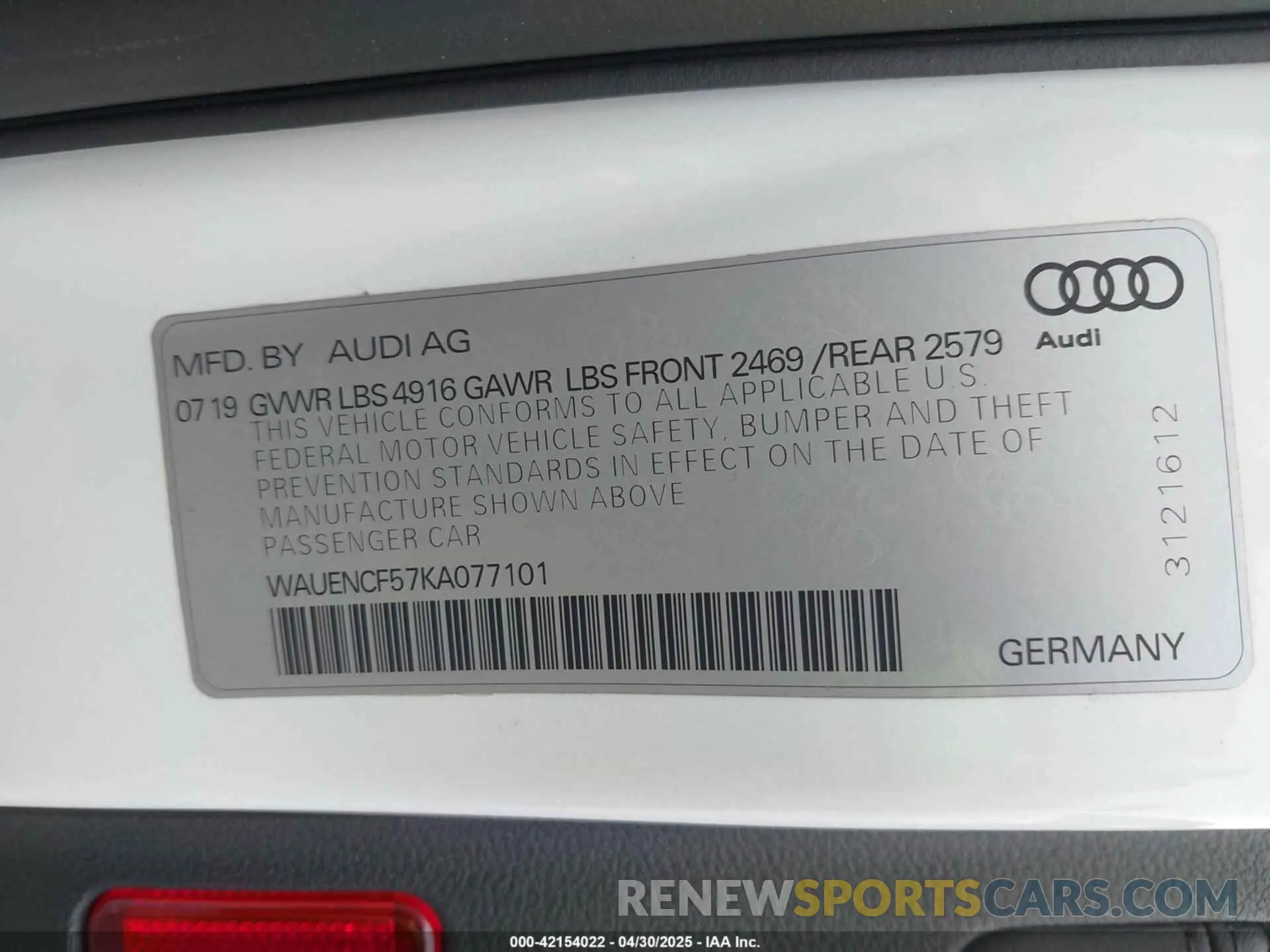 9 fotografías del automóvil dañado WAUENCF57KA077101 AUDI A5 2019