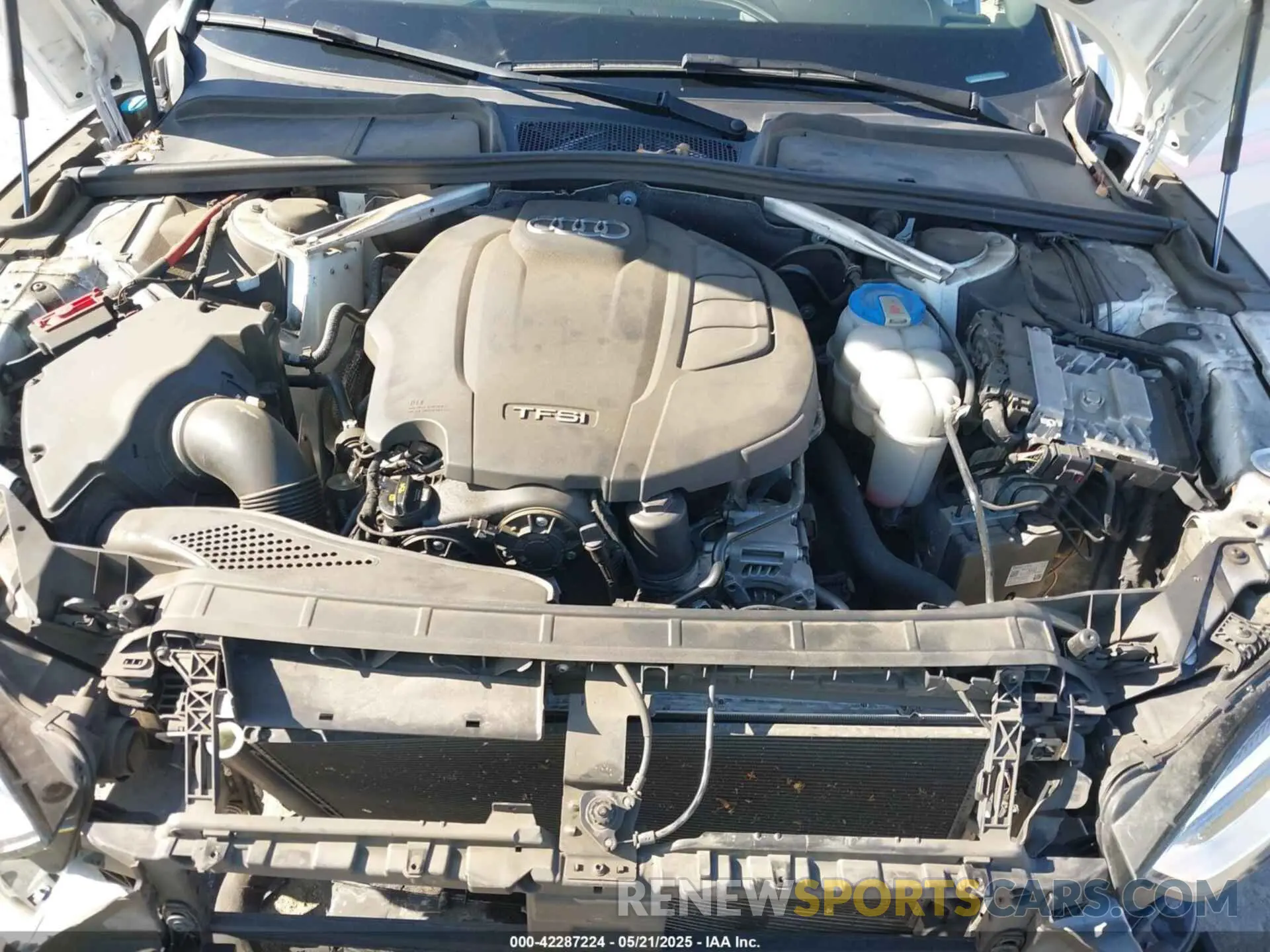 10 fotografías del automóvil dañado WAUENCF58KA007848 AUDI A5 2019