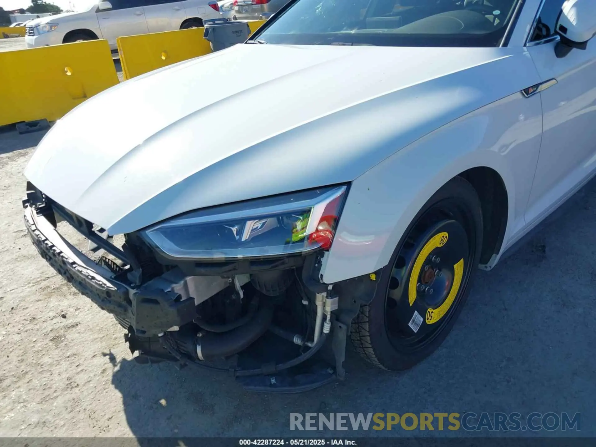 6 fotografías del automóvil dañado WAUENCF58KA007848 AUDI A5 2019