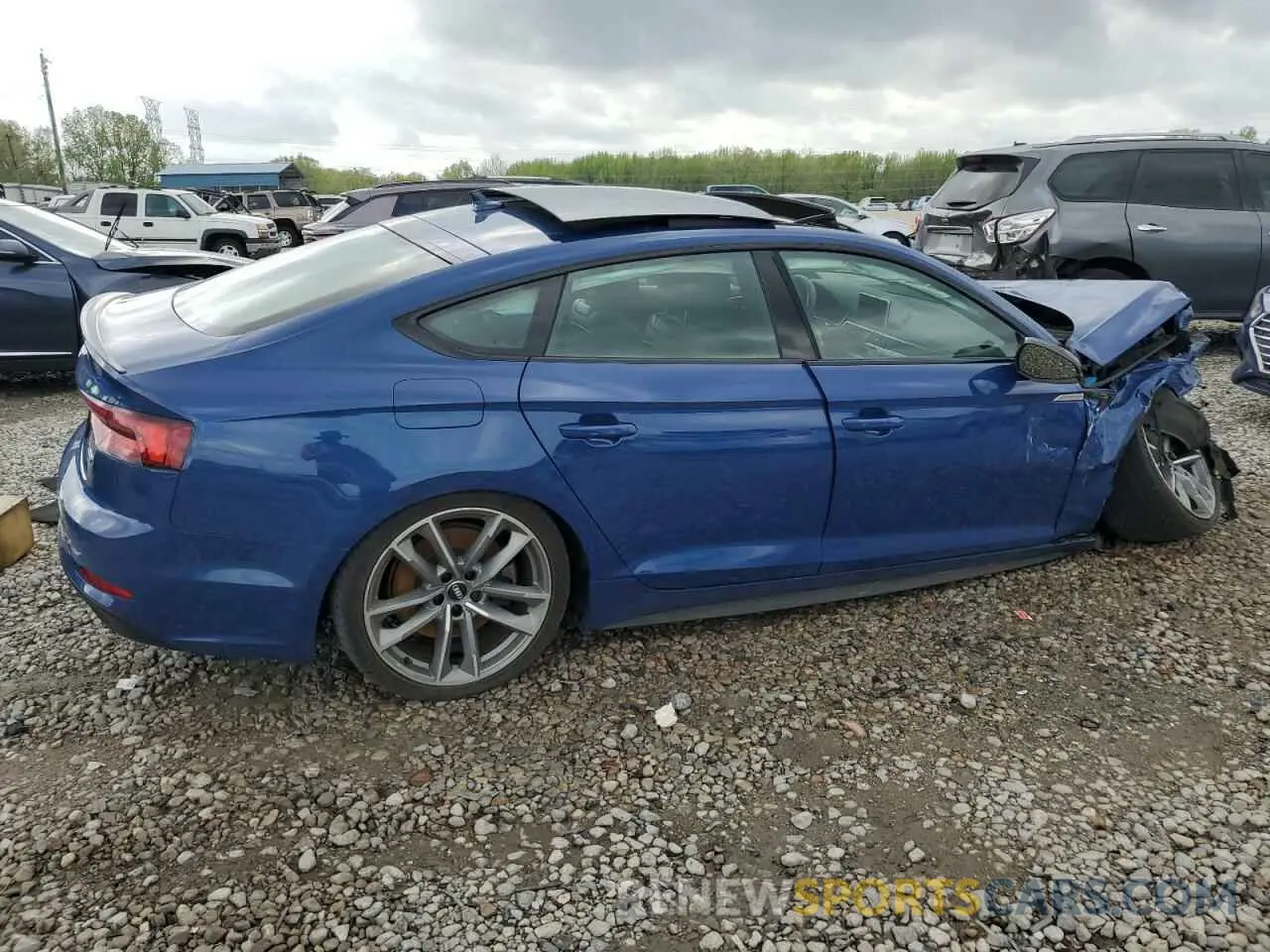 3 fotografías del automóvil dañado WAUENDF55KA008896 AUDI A5 2019