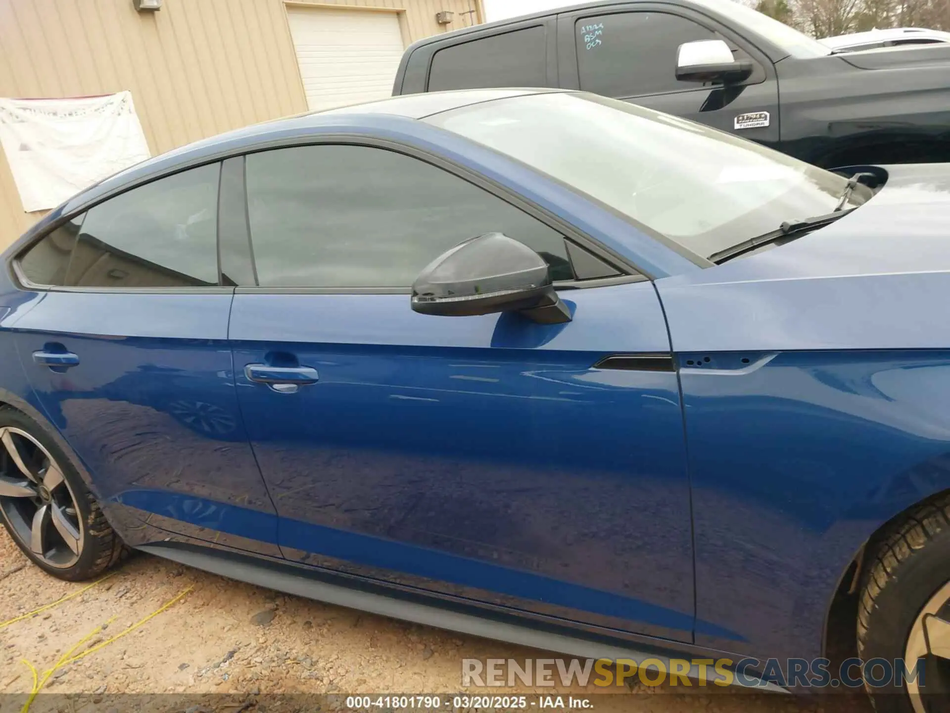 13 fotografías del automóvil dañado WAUFNCF55KA016463 AUDI A5 2019