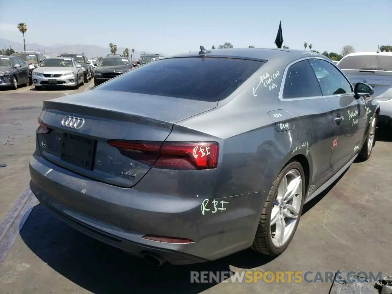 4 fotografías del automóvil dañado WAUSNAF56KA053850 AUDI A5 2019