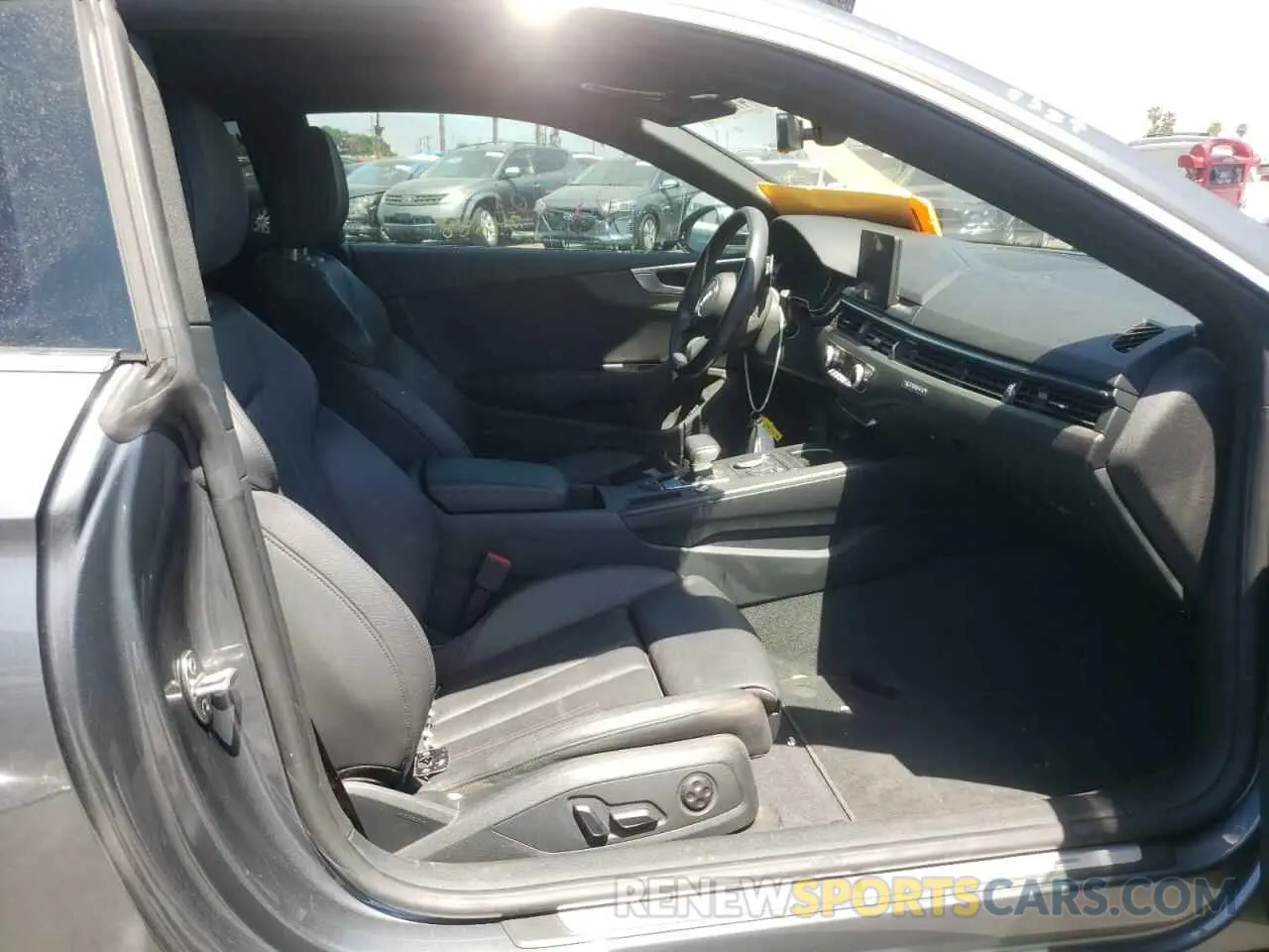 5 fotografías del automóvil dañado WAUSNAF56KA053850 AUDI A5 2019