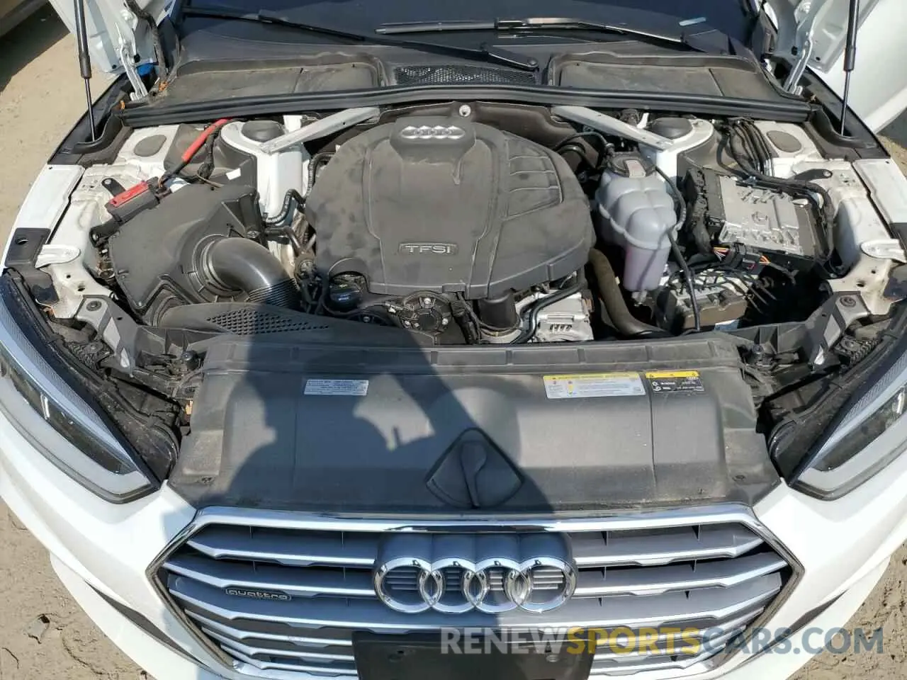 11 fotografías del automóvil dañado WAUTNAF50KA036997 AUDI A5 2019