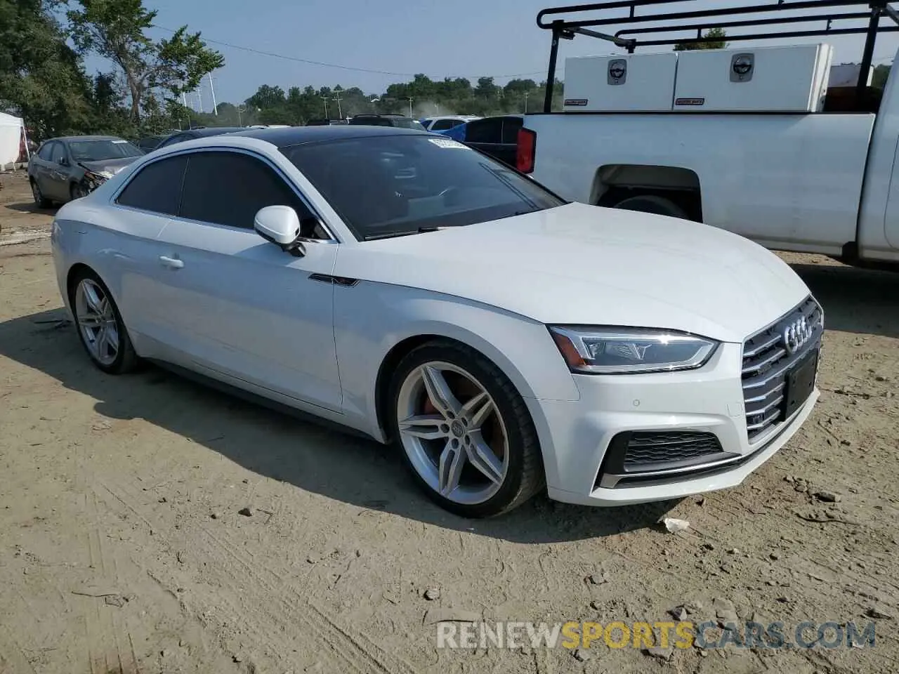 4 fotografías del automóvil dañado WAUTNAF50KA036997 AUDI A5 2019