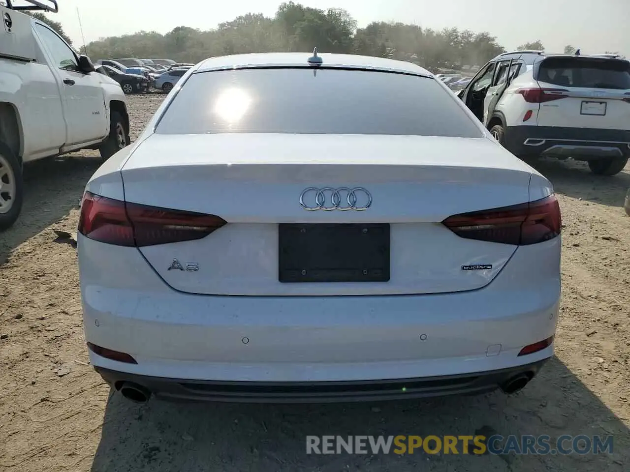 6 fotografías del automóvil dañado WAUTNAF50KA036997 AUDI A5 2019
