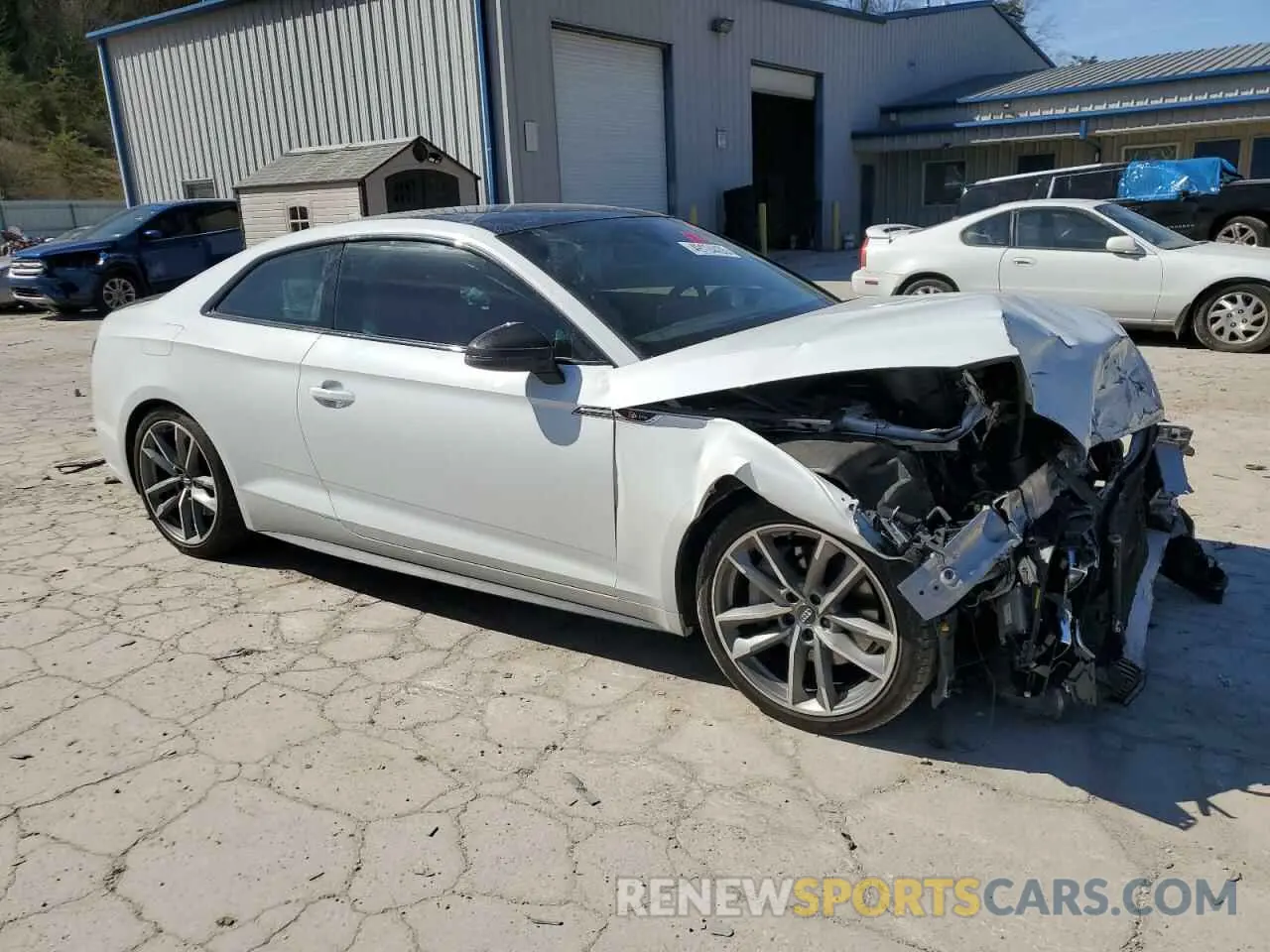 4 fotografías del automóvil dañado WAUTNAF51KA022042 AUDI A5 2019