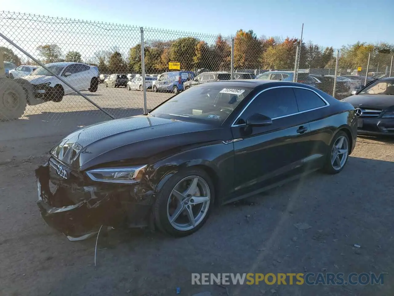 1 fotografías del automóvil dañado WAUTNAF59KA007238 AUDI A5 2019