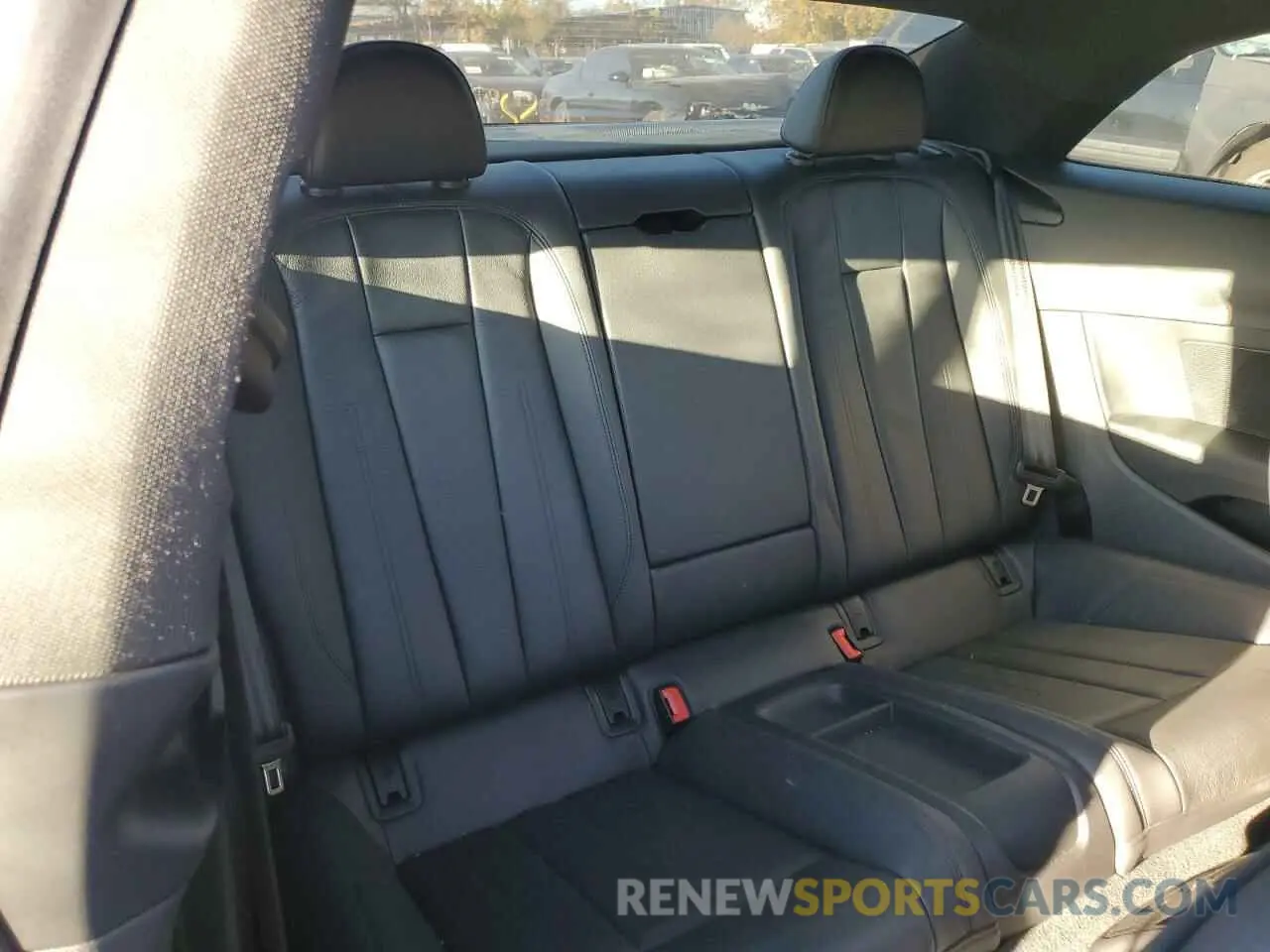 10 fotografías del automóvil dañado WAUTNAF59KA007238 AUDI A5 2019