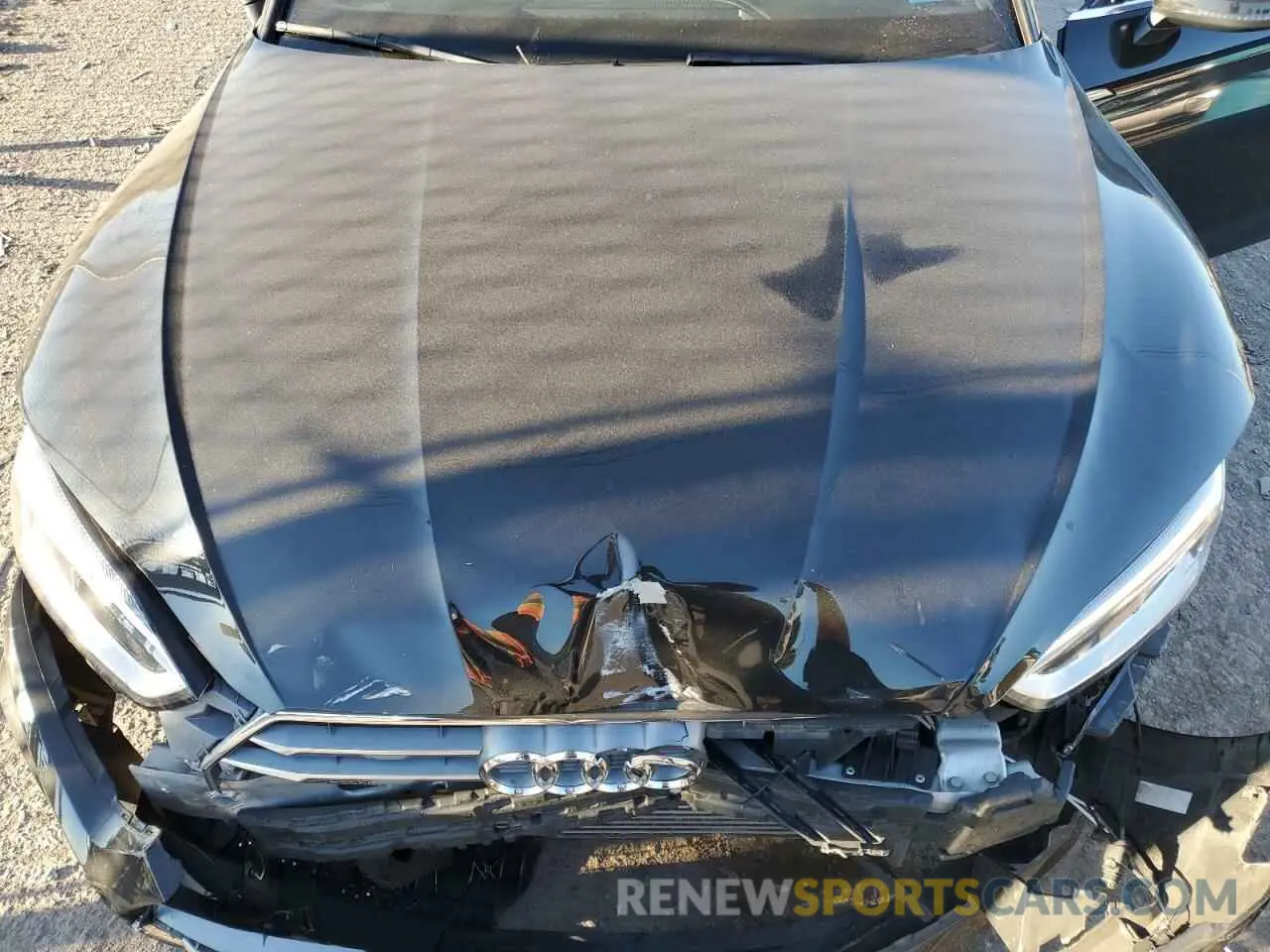 11 fotografías del automóvil dañado WAUTNAF59KA007238 AUDI A5 2019