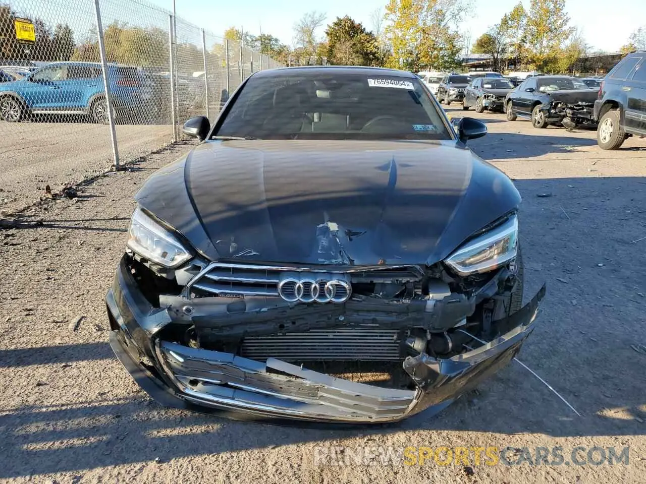 5 fotografías del automóvil dañado WAUTNAF59KA007238 AUDI A5 2019