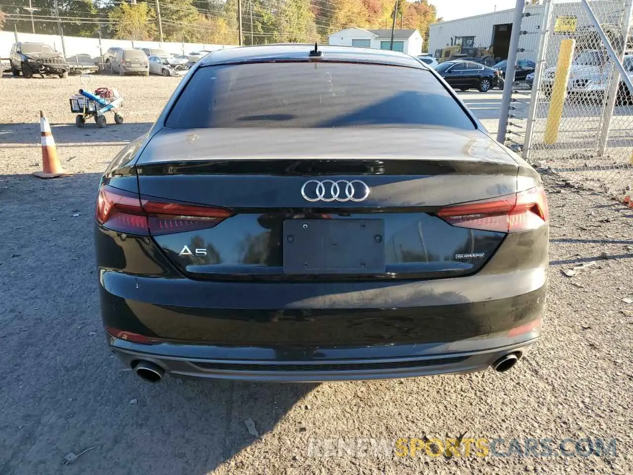 6 fotografías del automóvil dañado WAUTNAF59KA007238 AUDI A5 2019