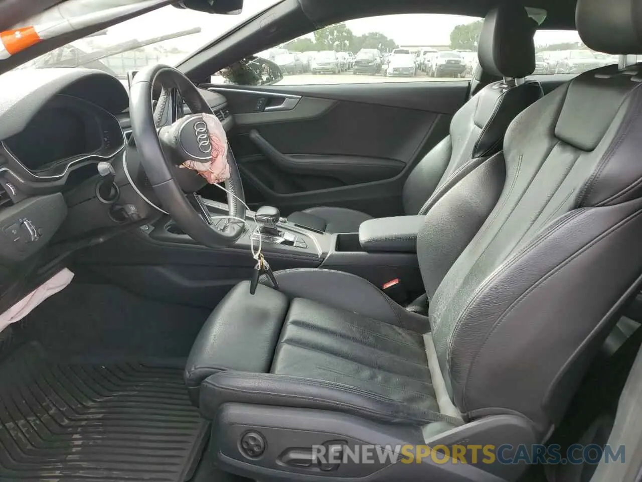 7 fotografías del automóvil dañado WAUTNAF5XKA019379 AUDI A5 2019