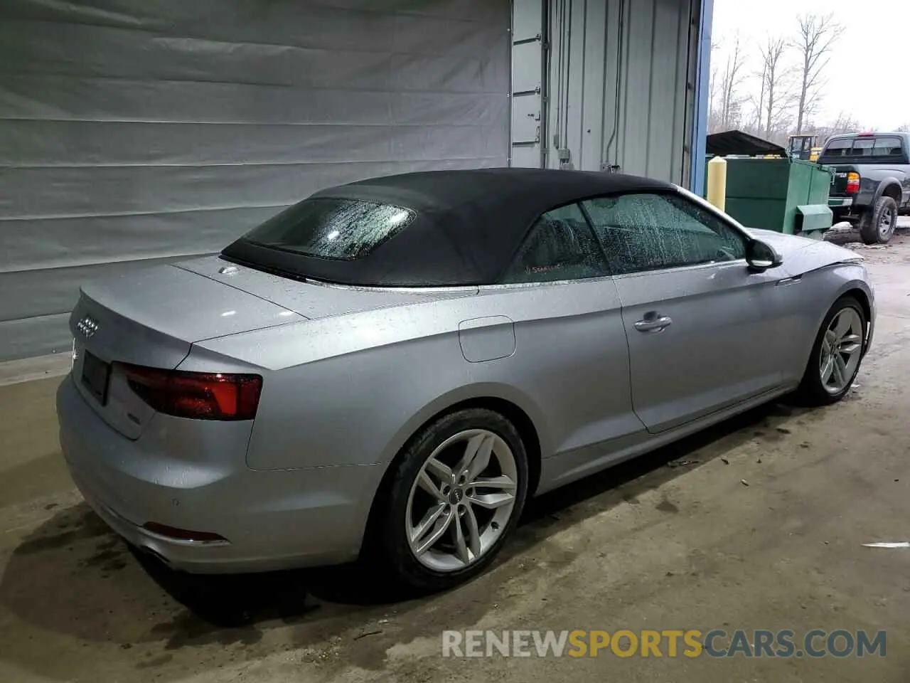 3 fotografías del automóvil dañado WAUYNGF56KN001933 AUDI A5 2019
