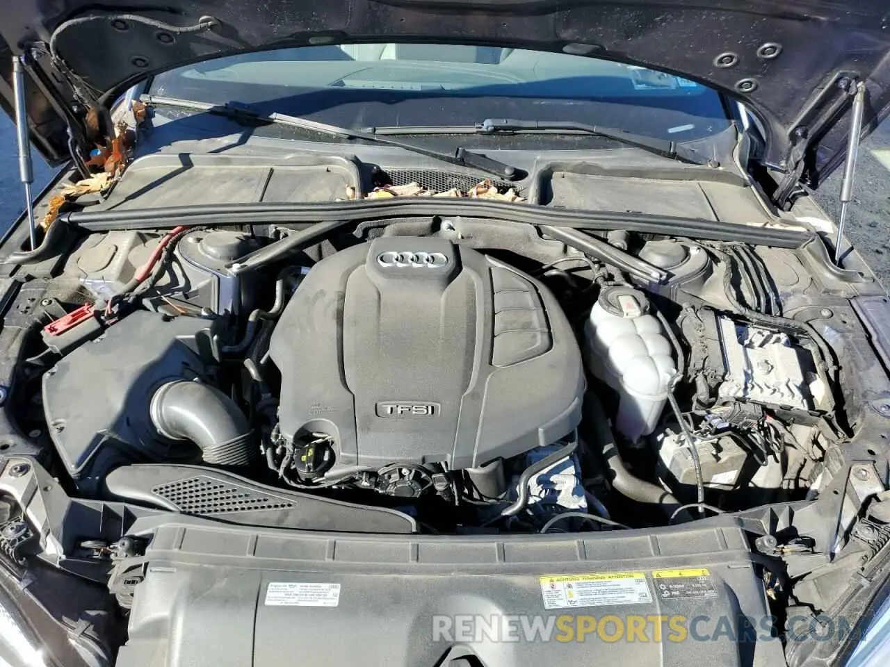 11 fotografías del automóvil dañado WAUYNGF56KN005142 AUDI A5 2019