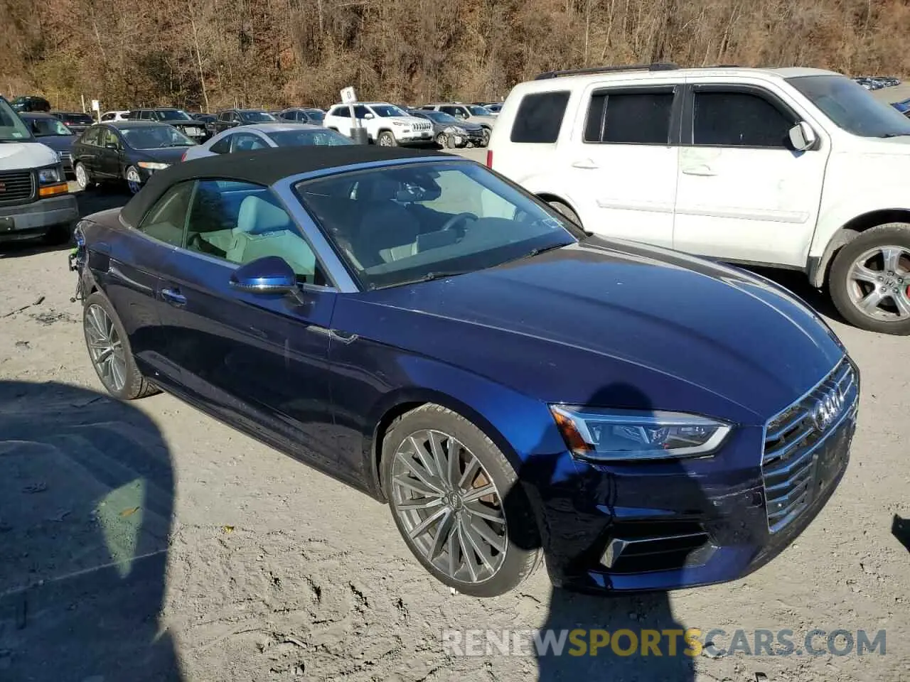4 fotografías del automóvil dañado WAUYNGF56KN005142 AUDI A5 2019