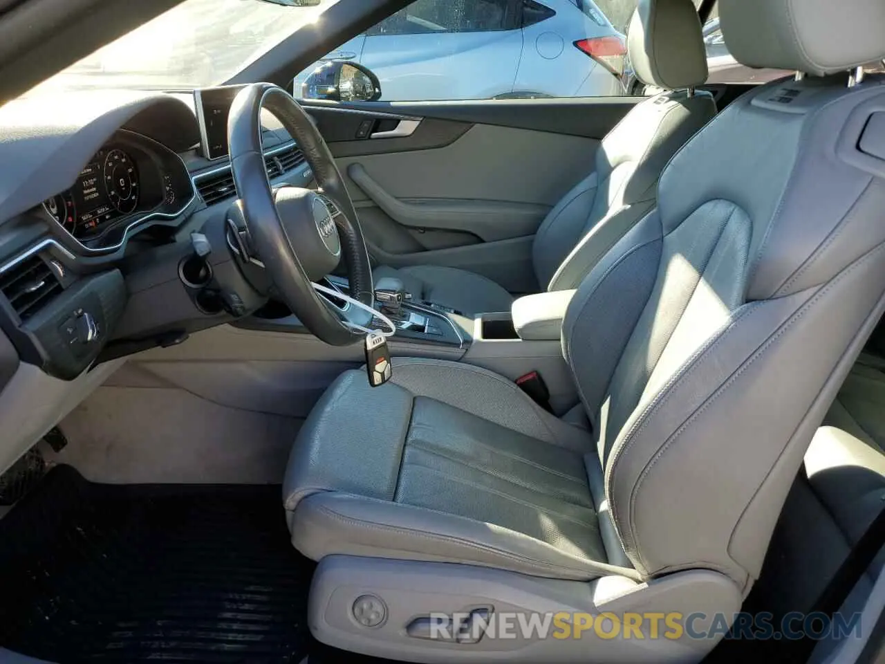 7 fotografías del automóvil dañado WAUYNGF56KN005142 AUDI A5 2019