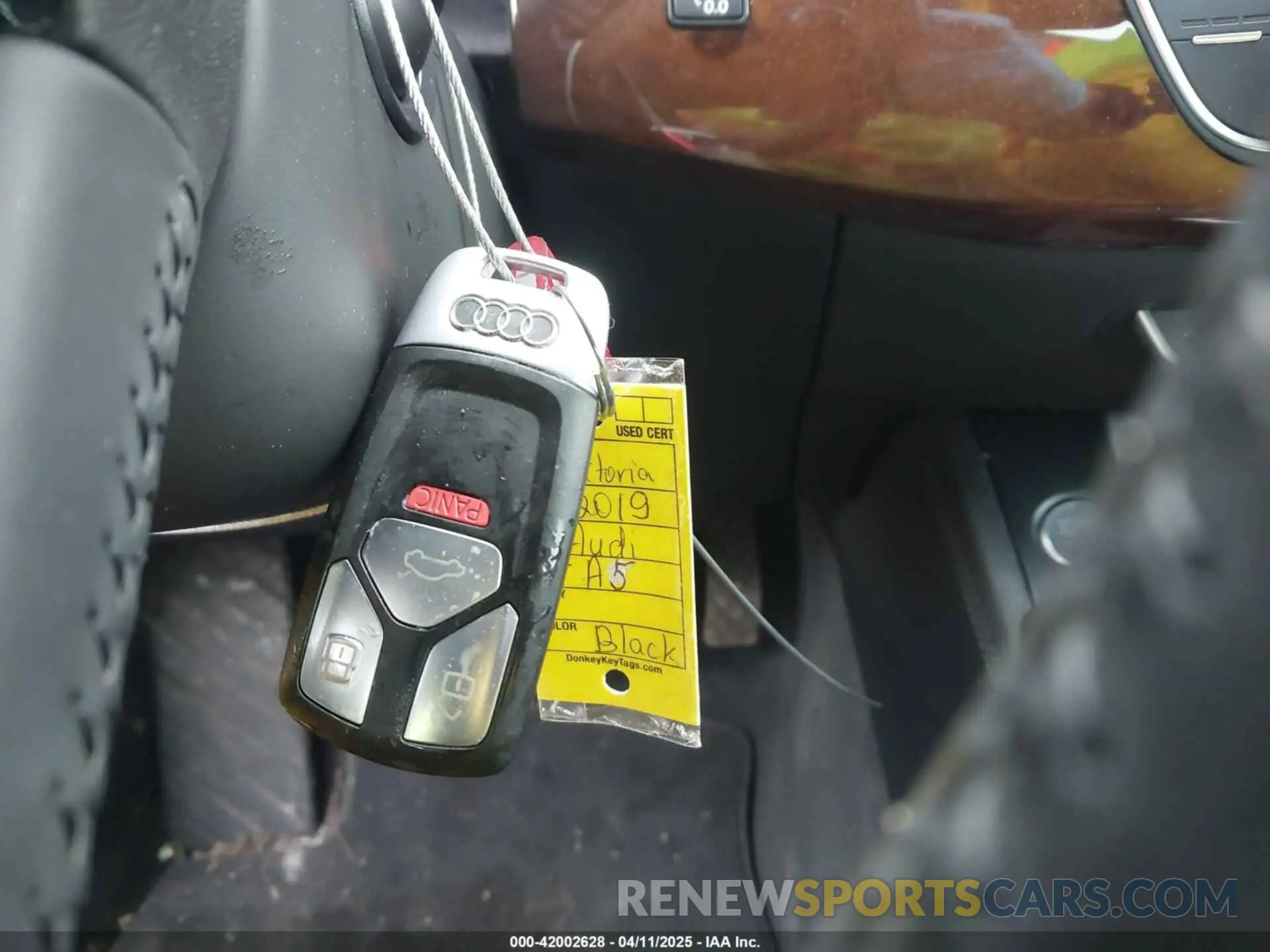 11 fotografías del automóvil dañado WAUYNGF57KN000600 AUDI A5 2019