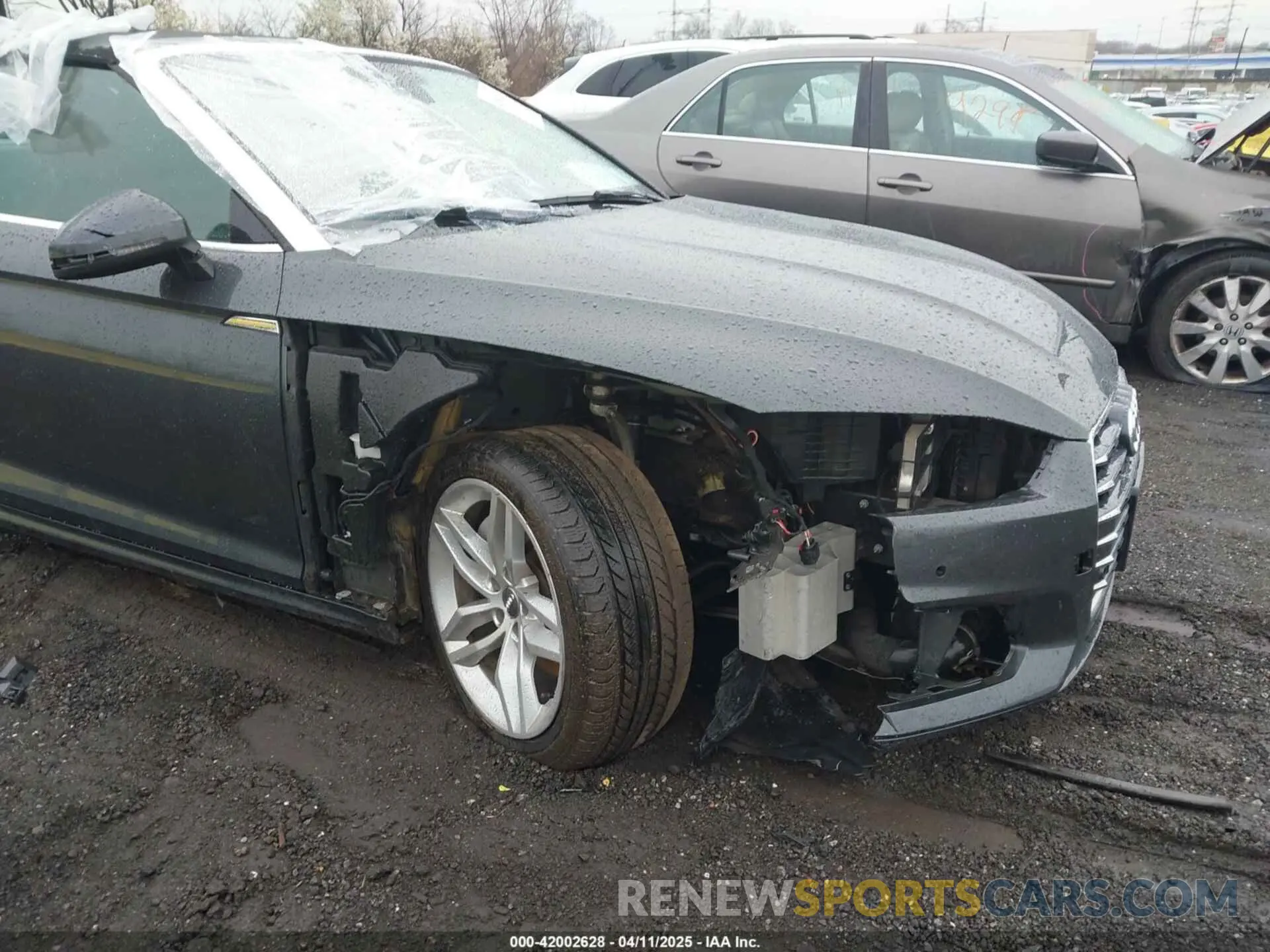 6 fotografías del automóvil dañado WAUYNGF57KN000600 AUDI A5 2019