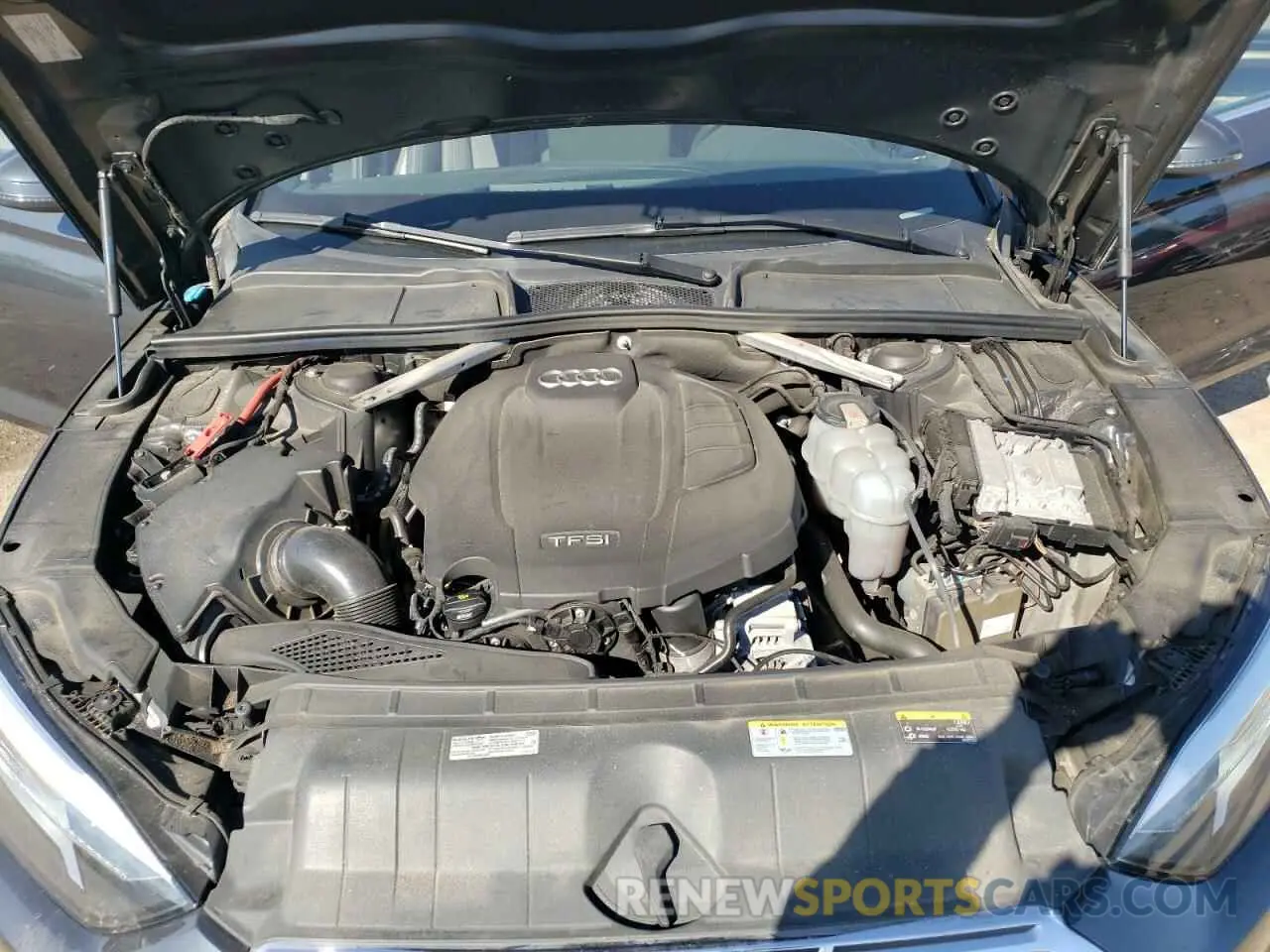 11 fotografías del automóvil dañado WAUANCF57LA009087 AUDI A5 2020