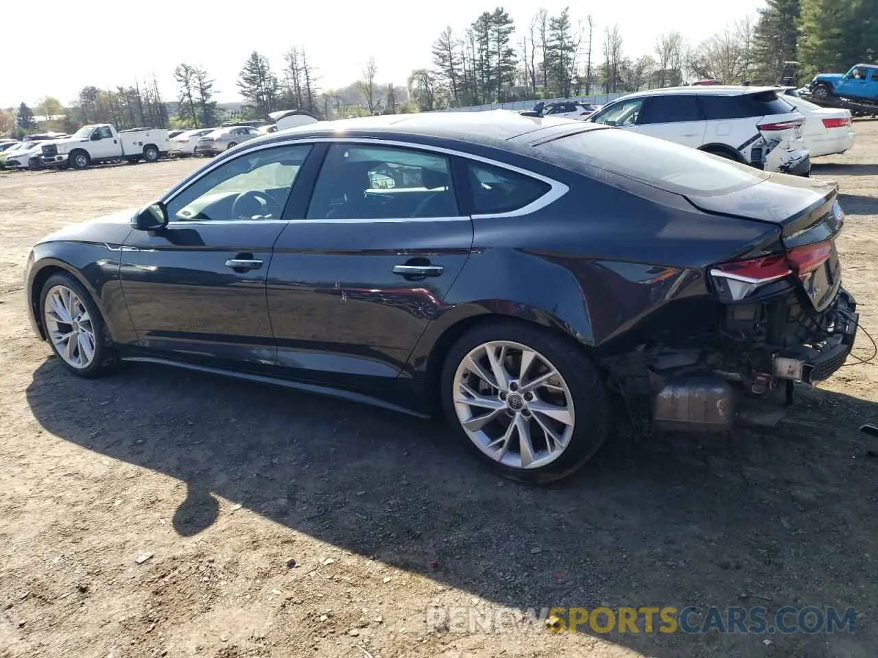 2 fotografías del automóvil dañado WAUANCF57LA009087 AUDI A5 2020