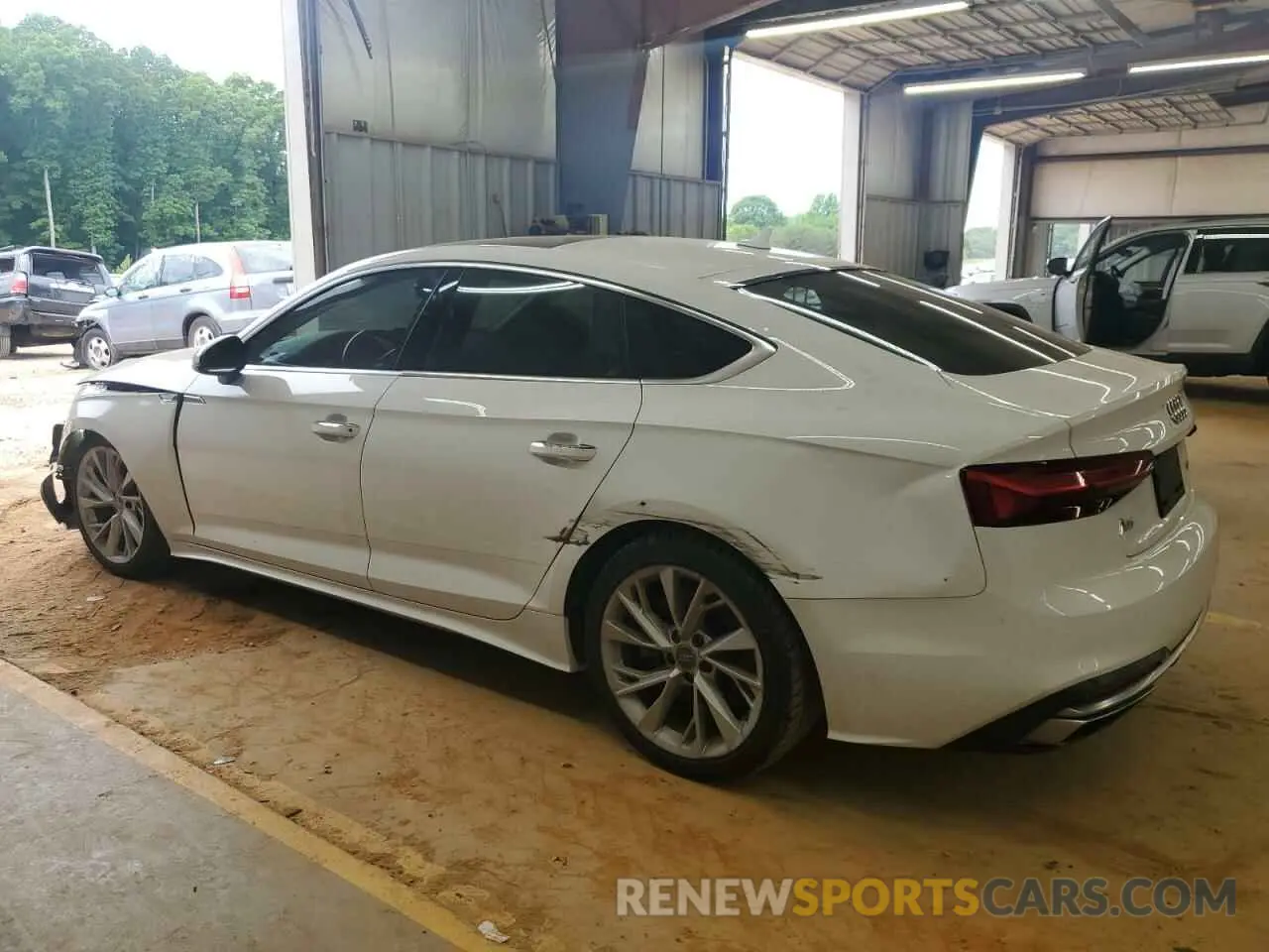 2 fotografías del automóvil dañado WAUANCF5XLA007950 AUDI A5 2020