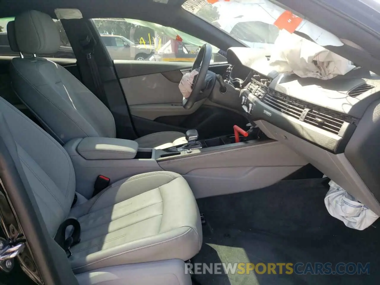 5 fotografías del automóvil dañado WAUCNCF5XLA017709 AUDI A5 2020